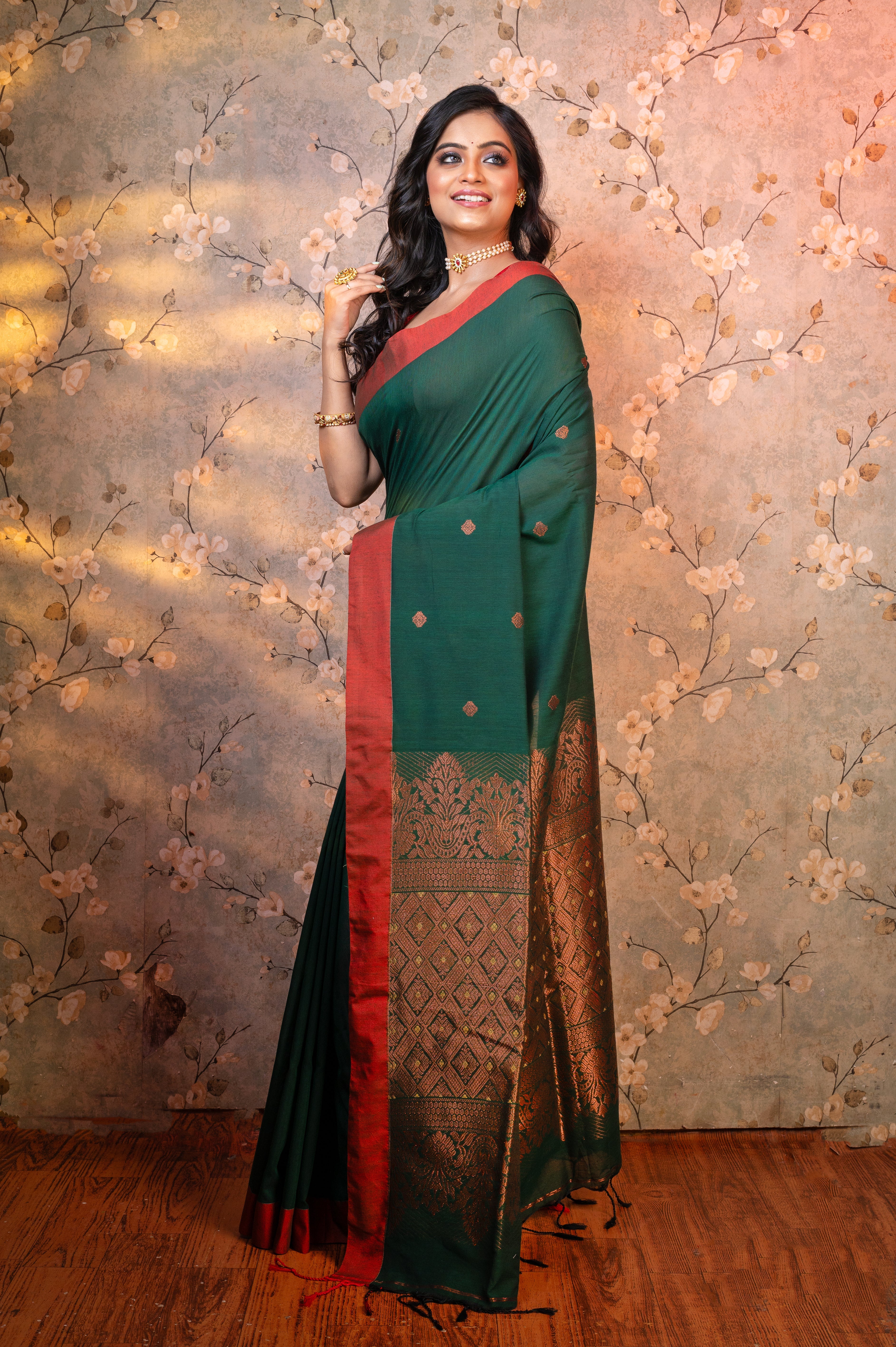 Women's Bottle Green Pure Handloom Cotton Saree With Copper Woven Motifs And Border - Aanika