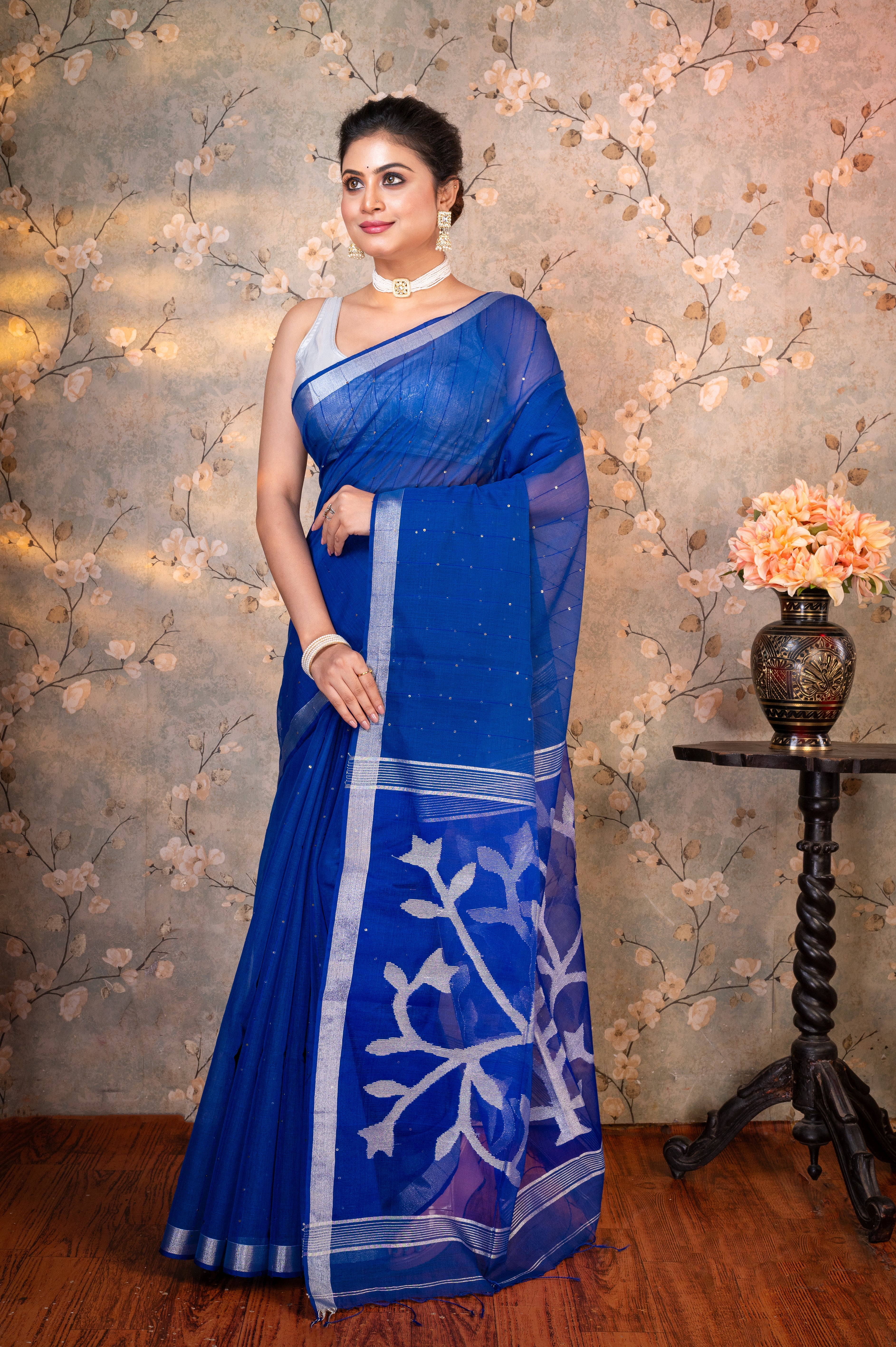 Women's Blue Pure Matka Muslin Saree With Silver Floral Motifs - Aanika