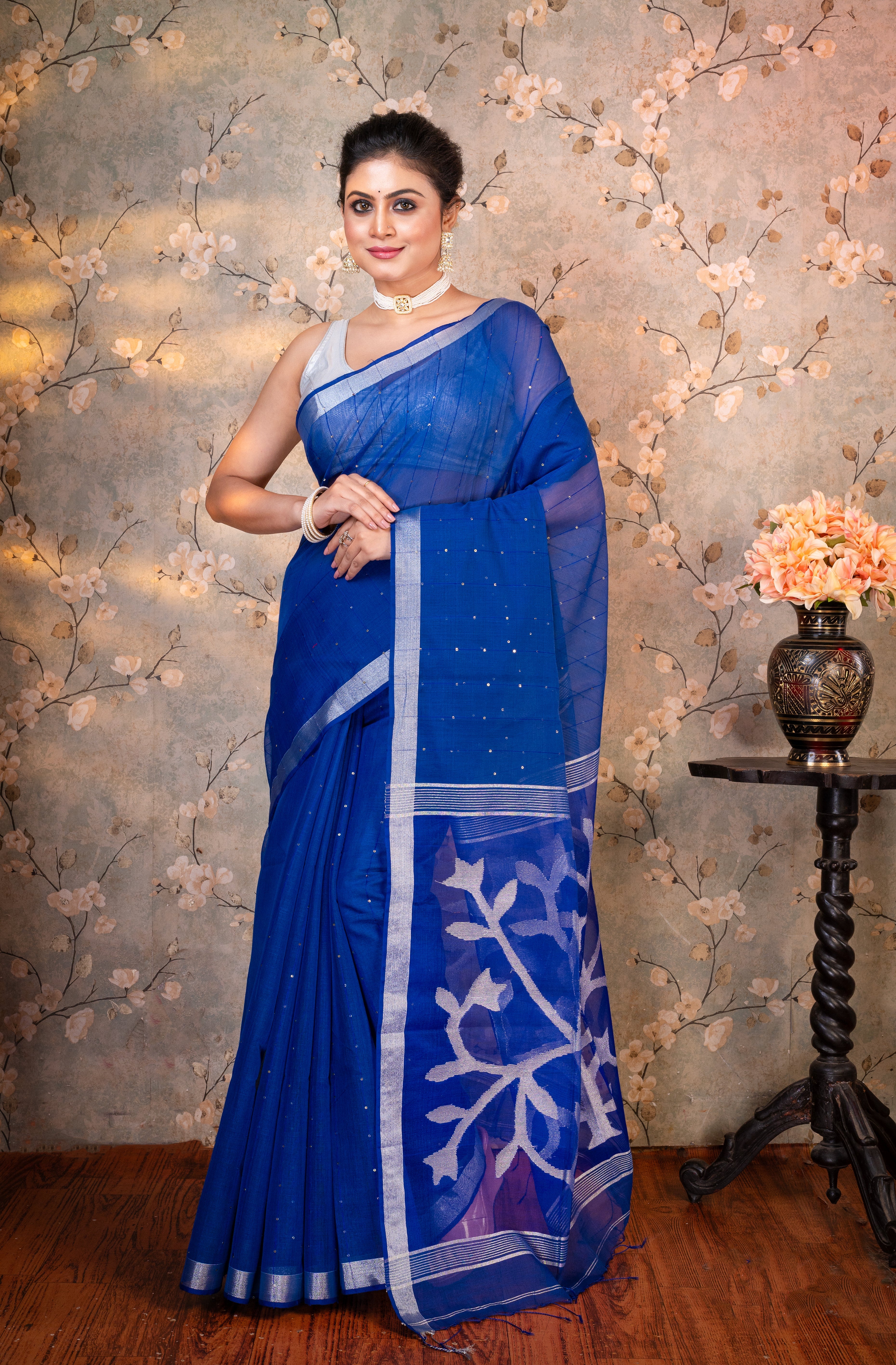 Women's Blue Pure Matka Muslin Saree With Silver Floral Motifs - Aanika