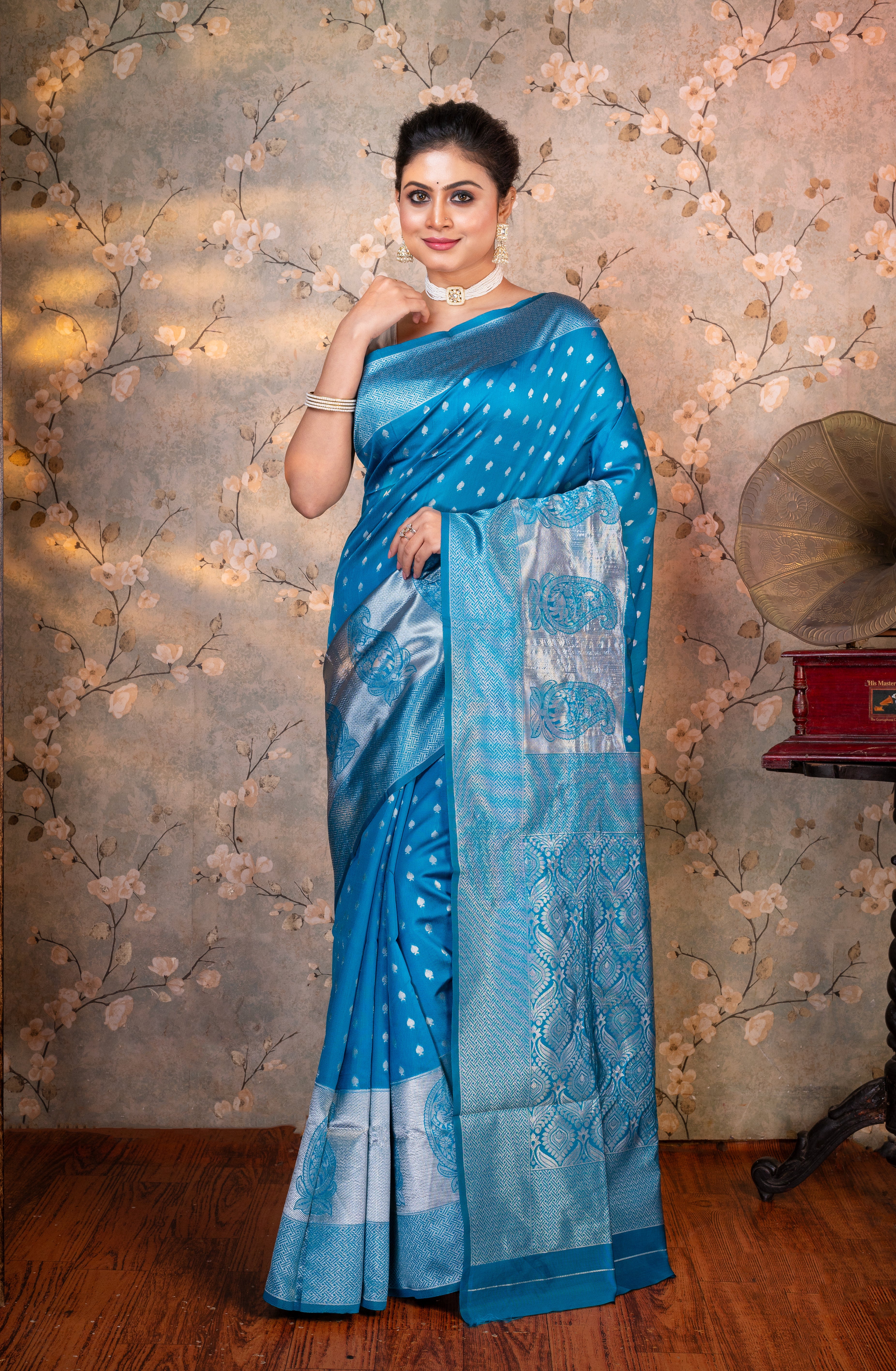 Women's Cerulean Blue Soft Silk Saree With Silver Jacquard Border And Pallu - Aanika