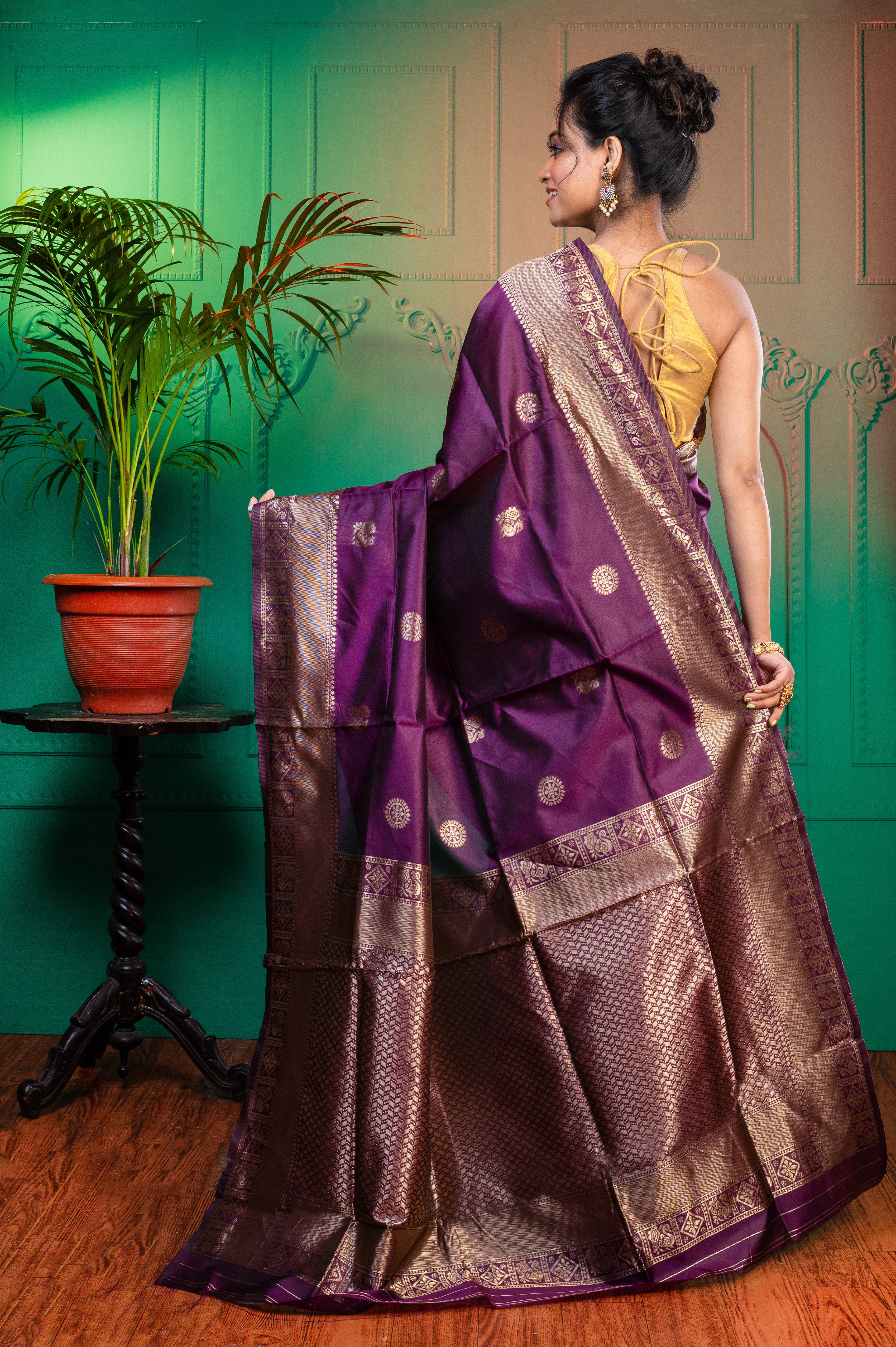 Women's Indigo Purple Soft Silk Saree With Golden Zari Border And Pallu - Aanika