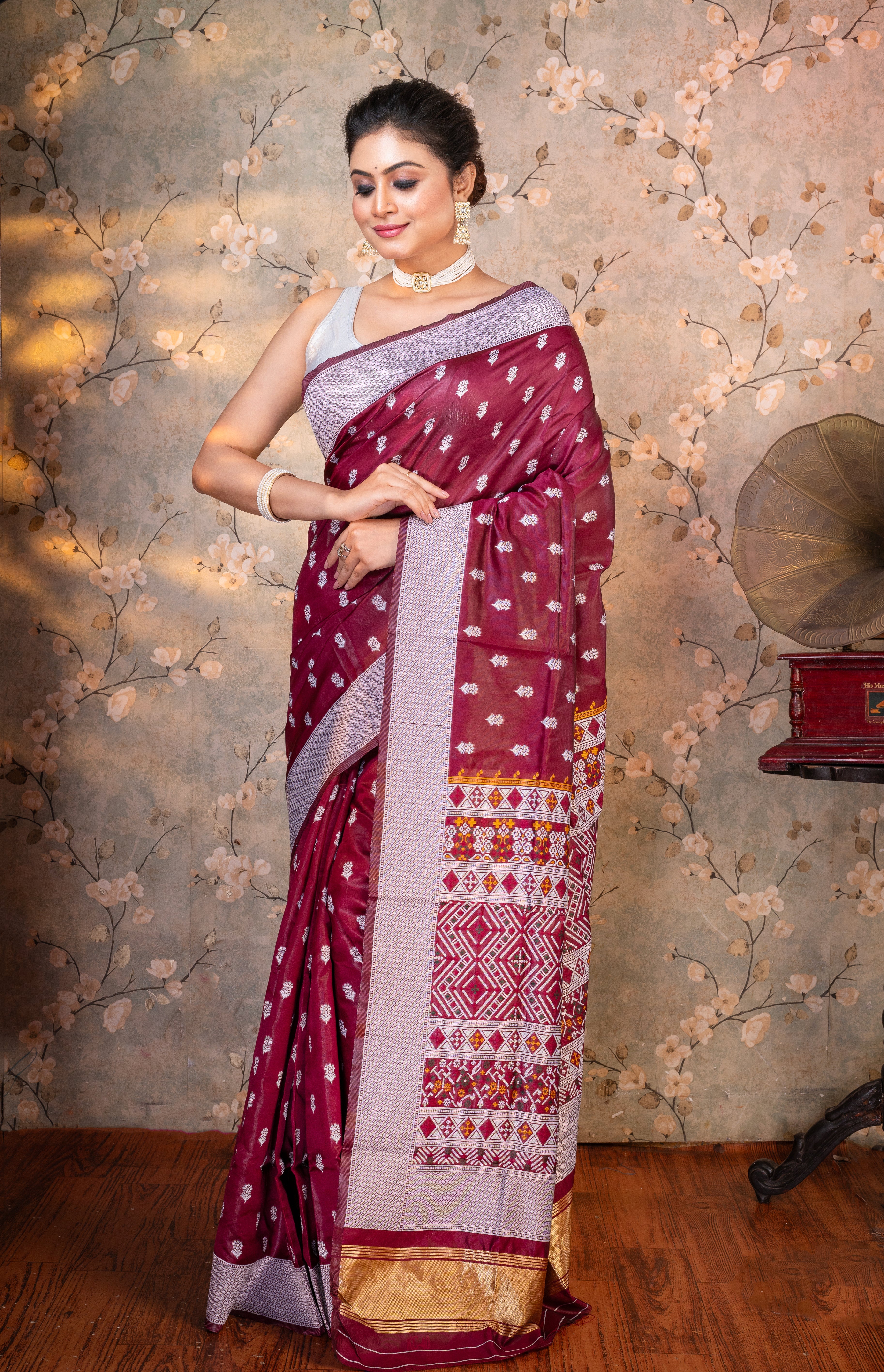 Women's Magenta Banarasi Soft Silk Saree With Silver Jacquard Border - Aanika