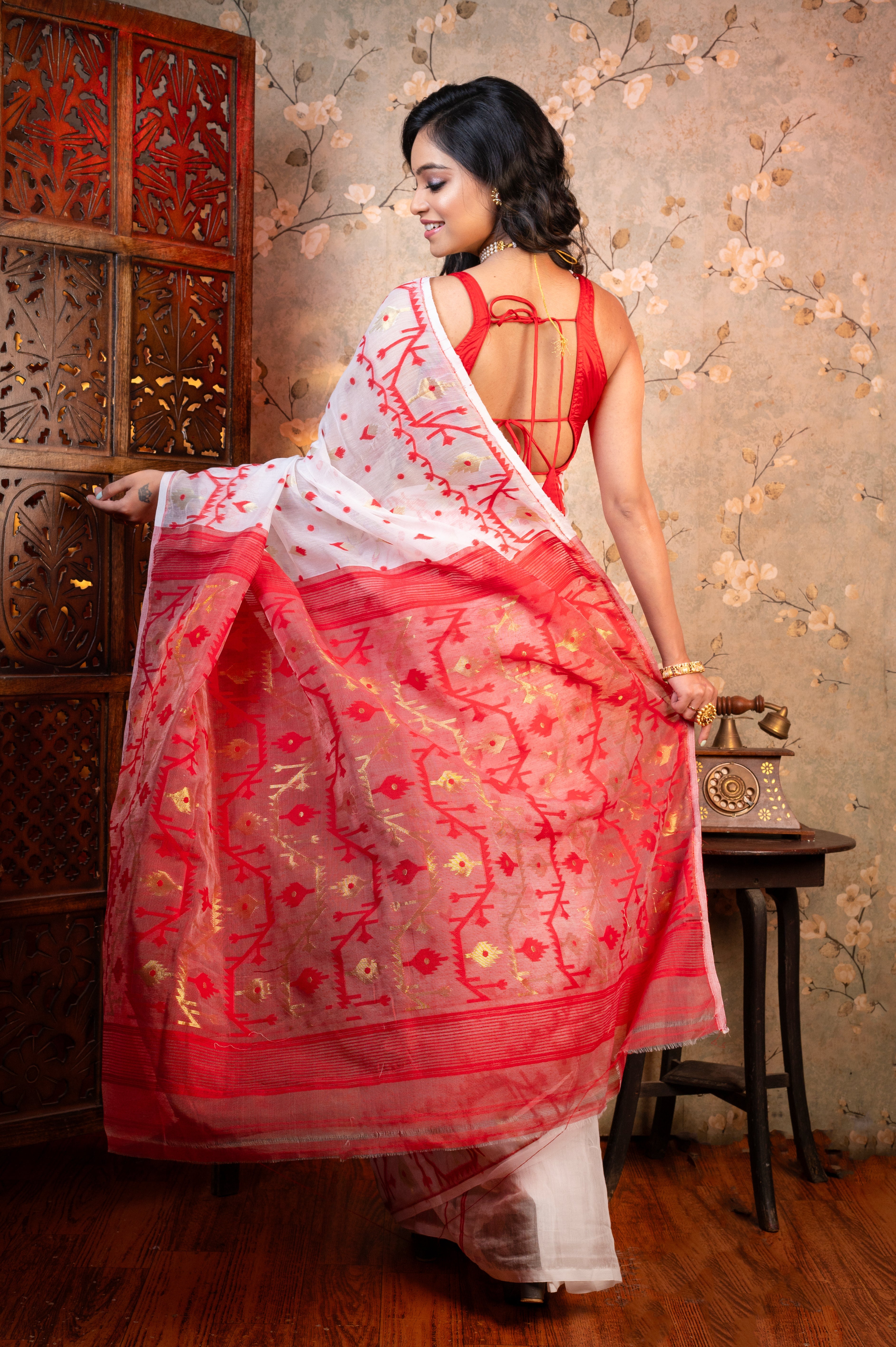 Women's White And Red Cotton Jamdani Saree With Multicolor Woven Motifs - Aanika