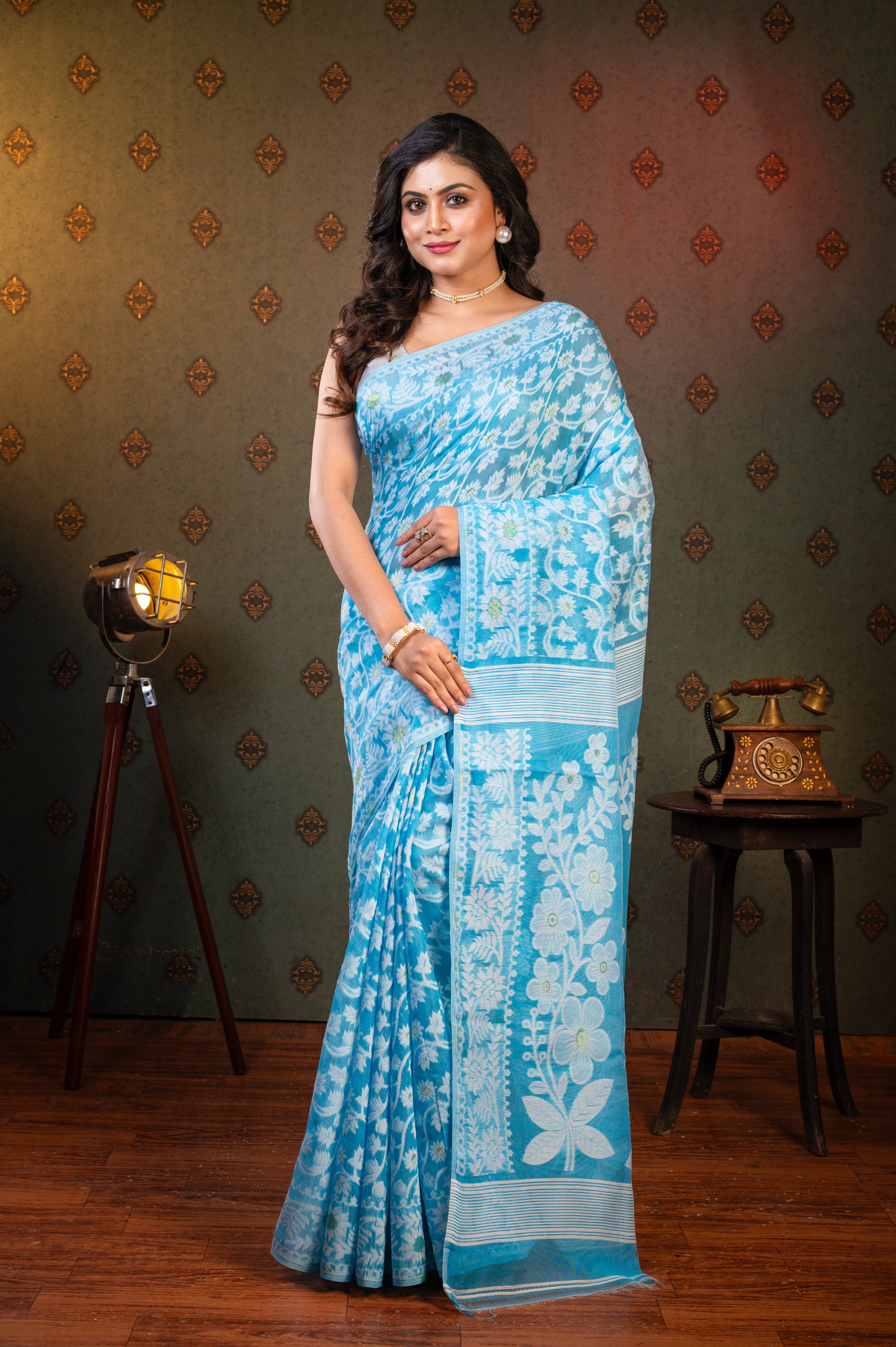 Women's Blue Cotton Jamdani Saree With Off-white Floral Woven Motifs - Aanika