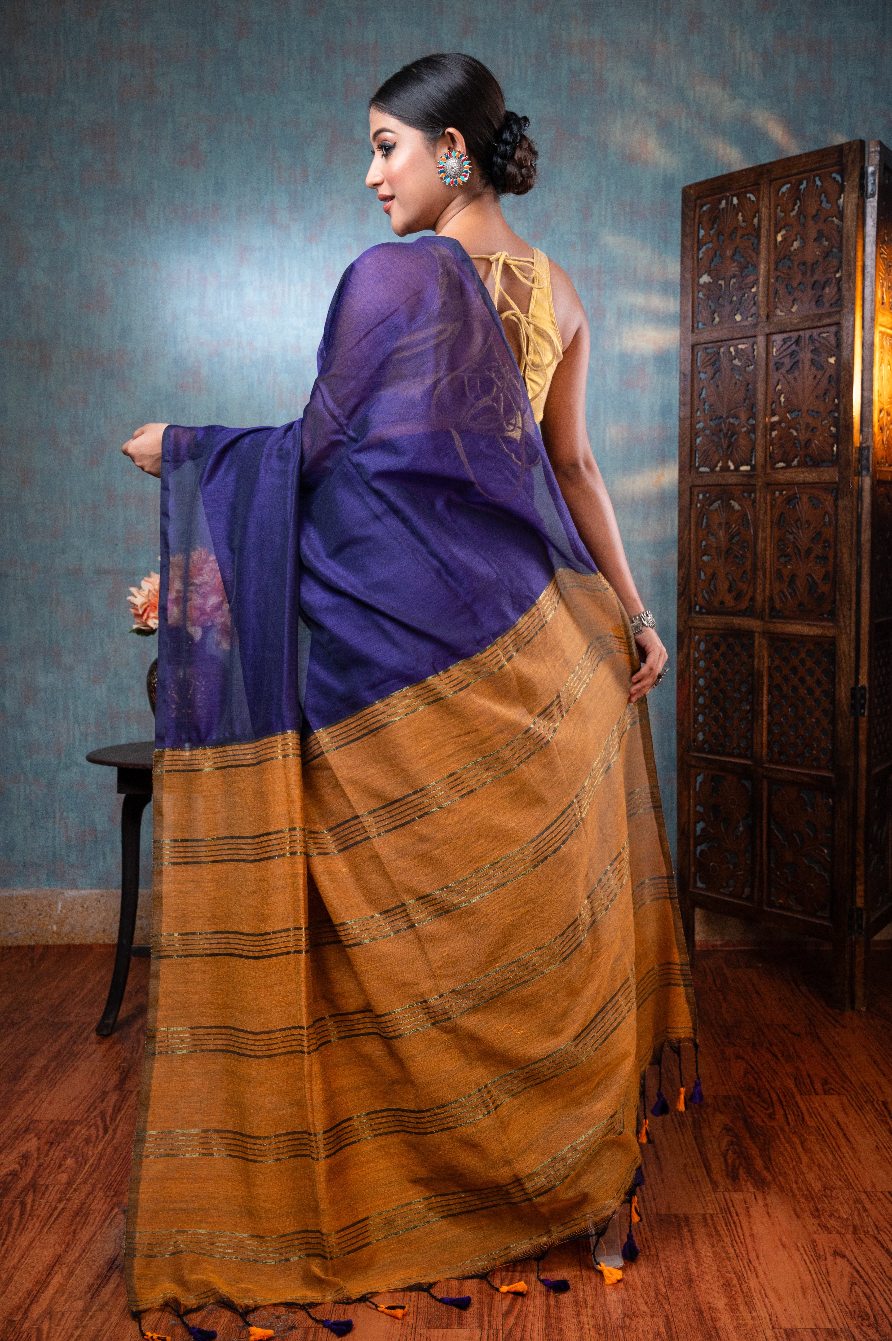 Women's Ink Blue And Yellow Handloom Cotton Saree With Golden Zari Border And Pallu - Aanika