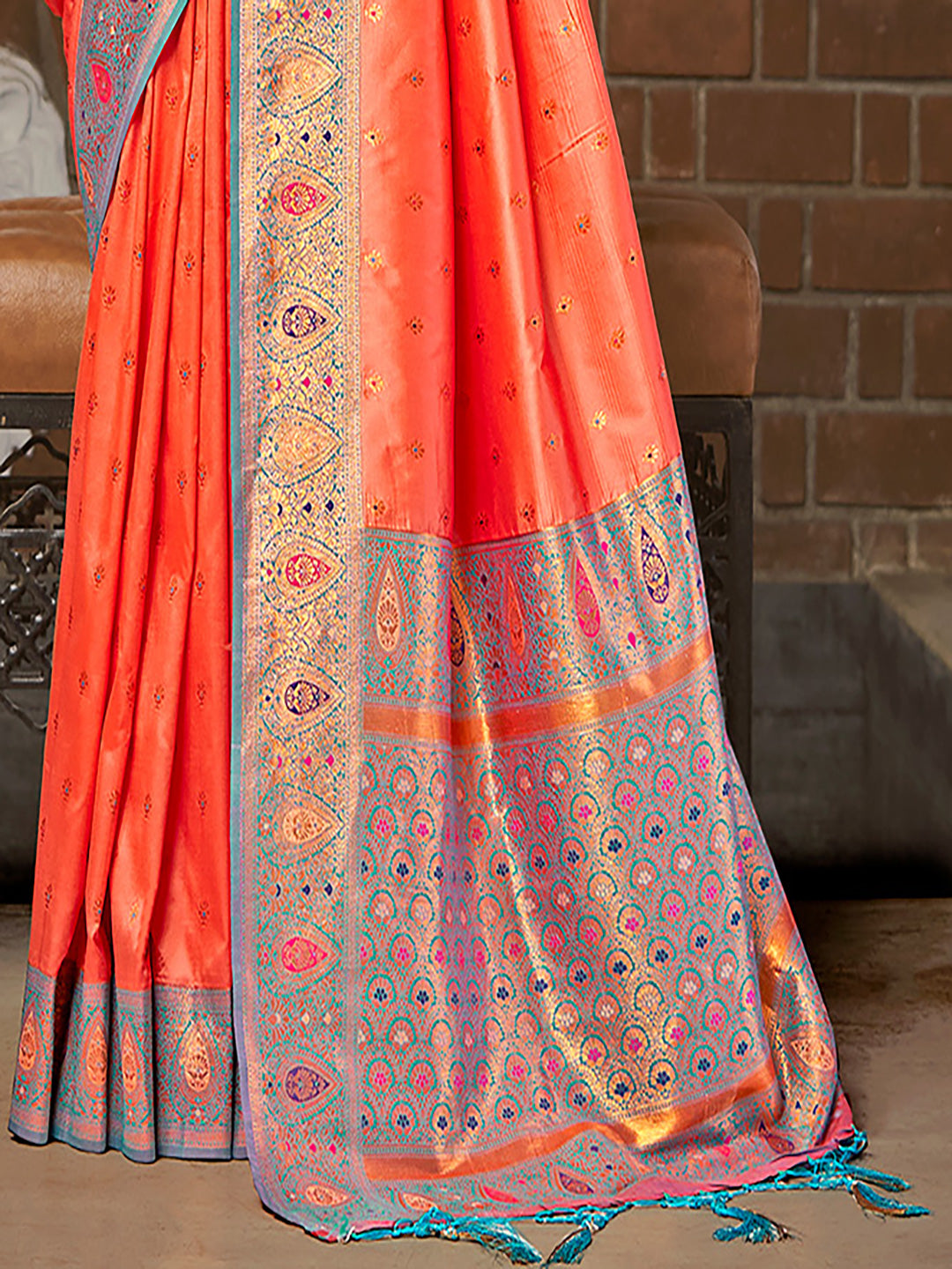 Women's Peach  Silk Woven Work Traditional Saree - Sangam Prints