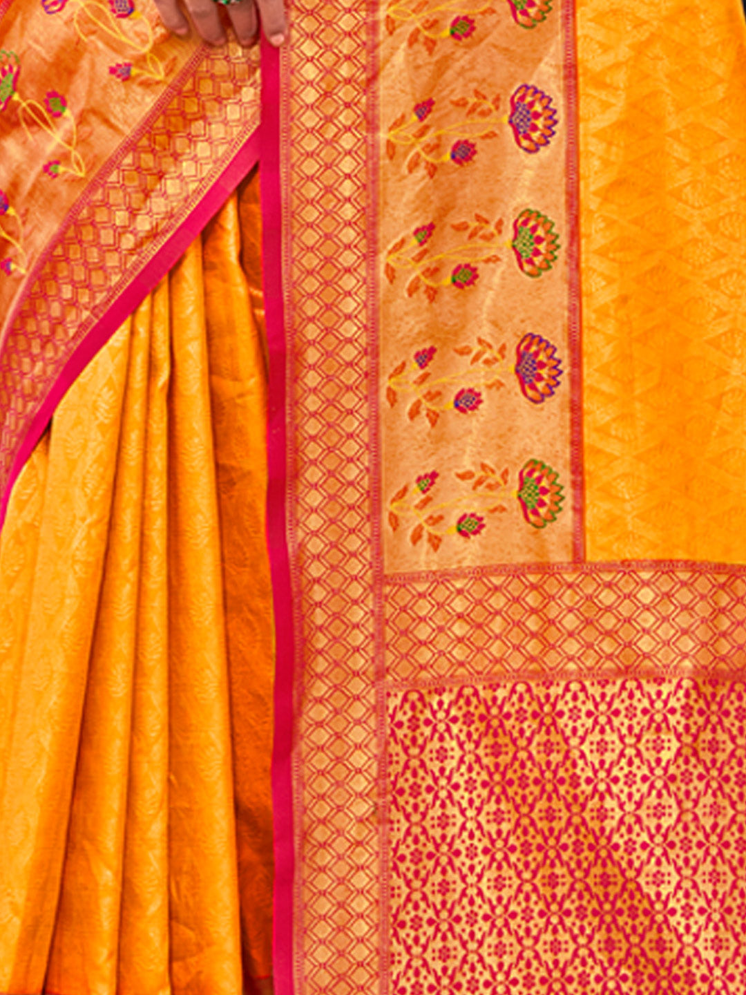 Women's Mustrad Banarasi Silk Woven Work Traditional Tassels Saree - Sangam Prints