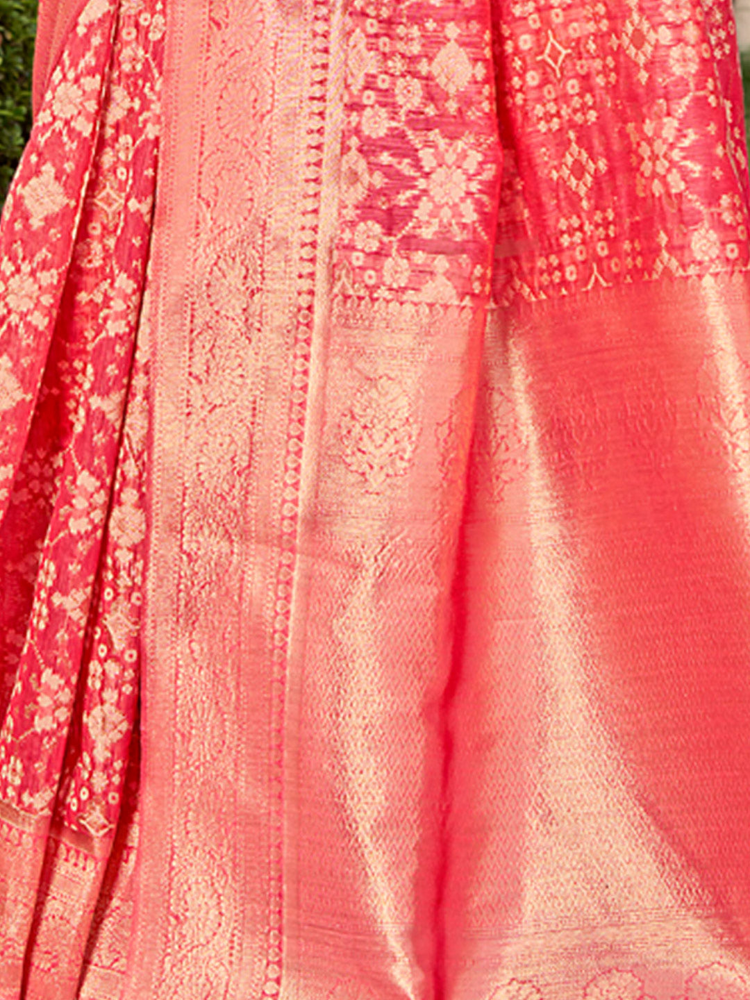 Women's Peach Cotton Woven Work Traditional Tassels Saree - Sangam Prints