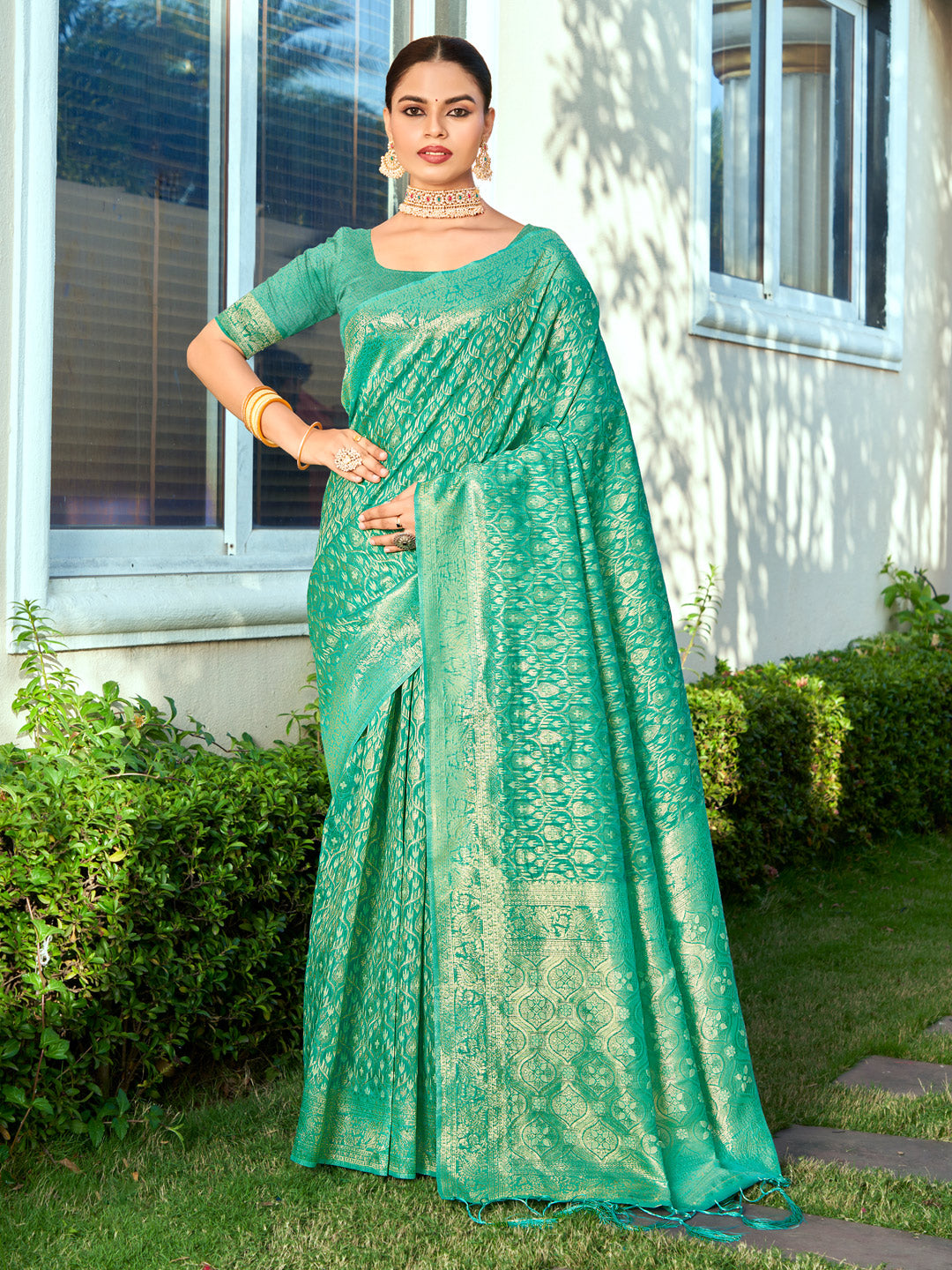 Women's Rama Green Cotton Woven Work Traditional Tassels Saree - Sangam Prints