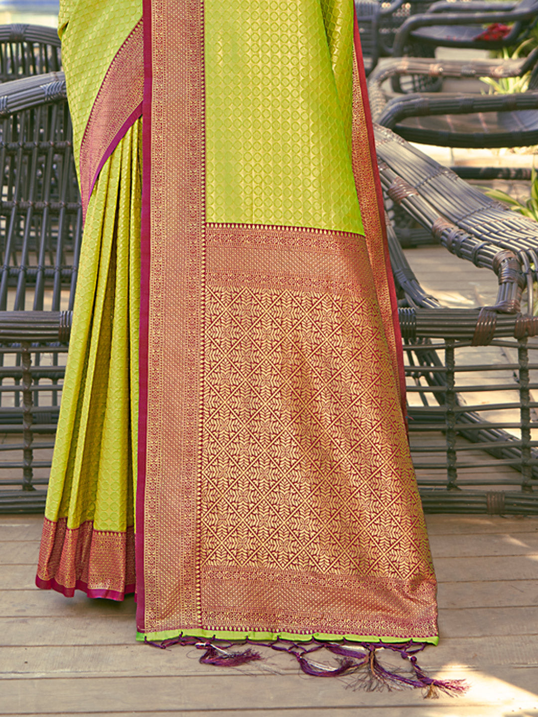 Women's Light Green Banarasi Silk Woven Work Traditional Tassels Saree - Sangam Prints