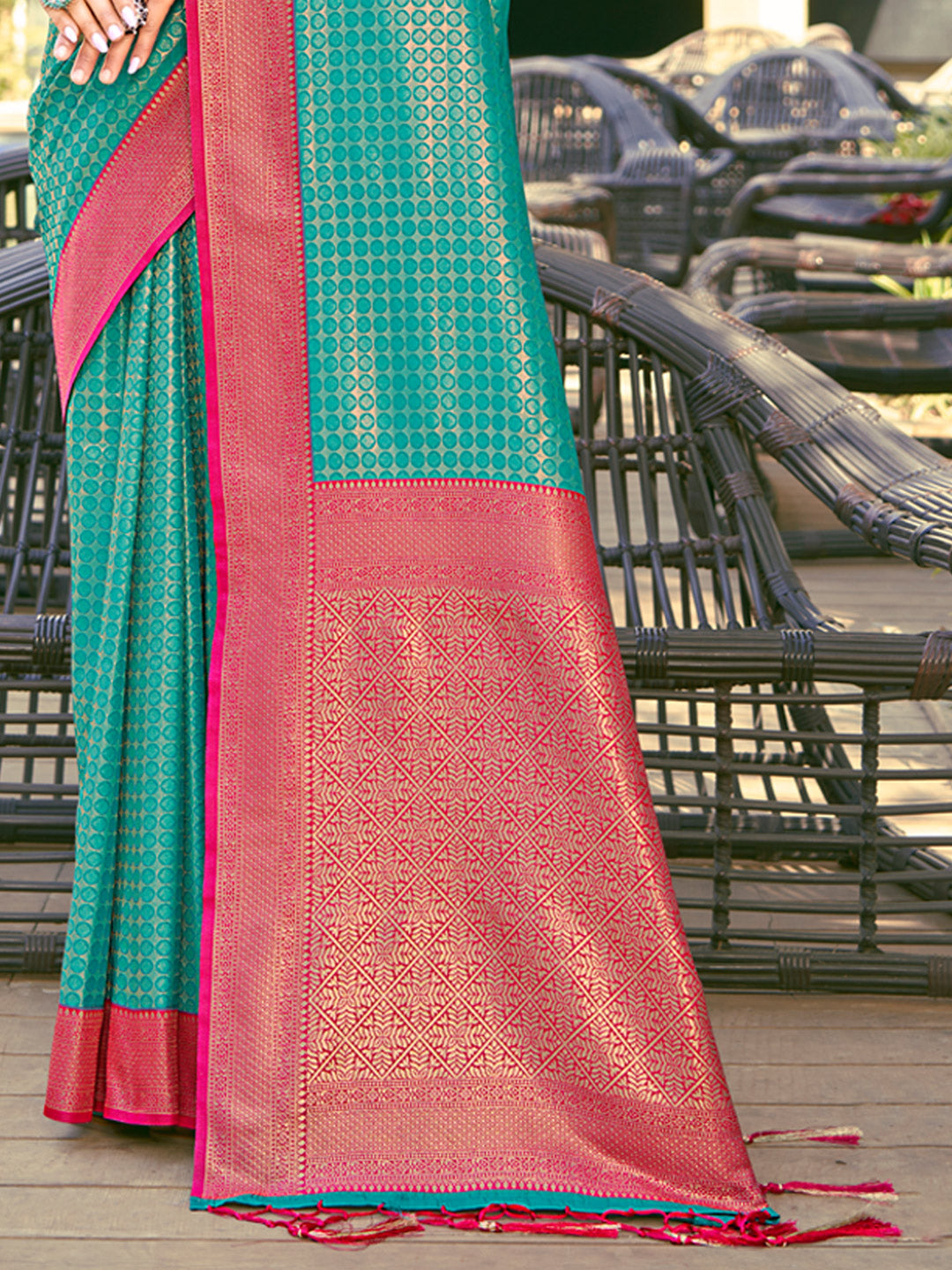 Women's Sea Green Banarasi Silk Woven Work Traditional Tassels Saree - Sangam Prints