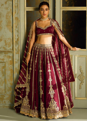 Color_maroon