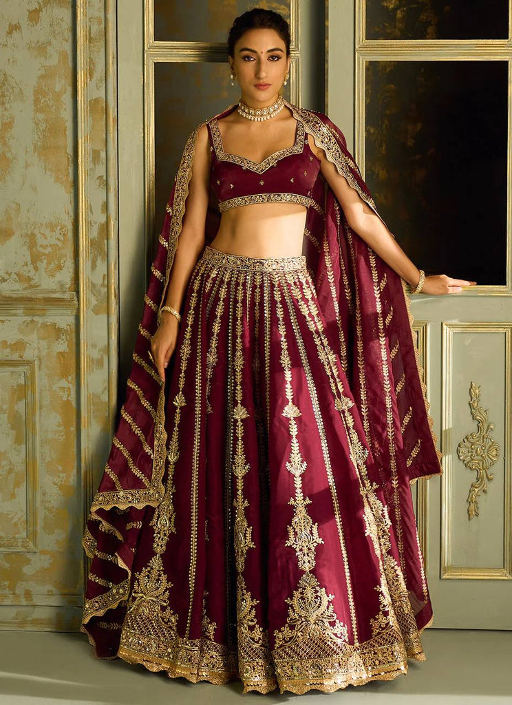 Color_maroon