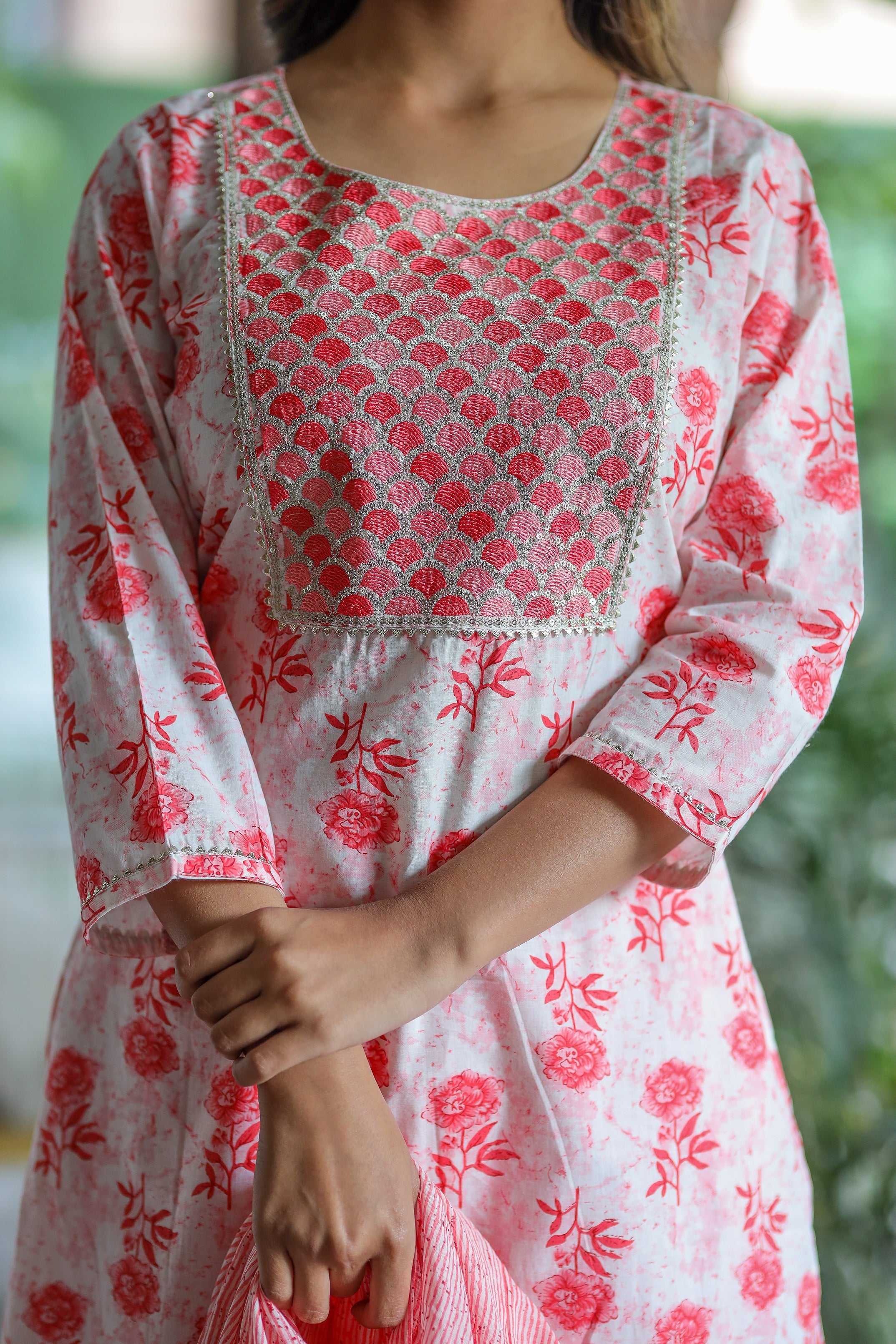 Women's Peach Embroidered Cotton Suit Set - Benaaz