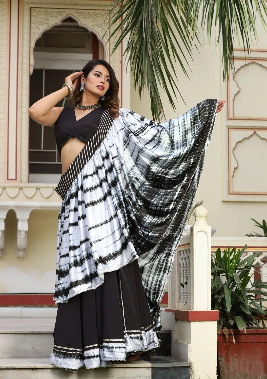 Women's Black Shine Silk Tye & Dye Lehenga Set - Lado Jaipuri