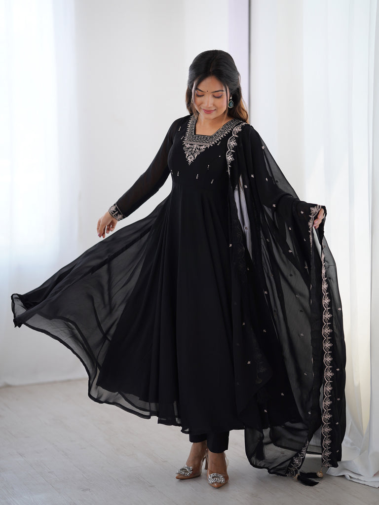 Color_Black