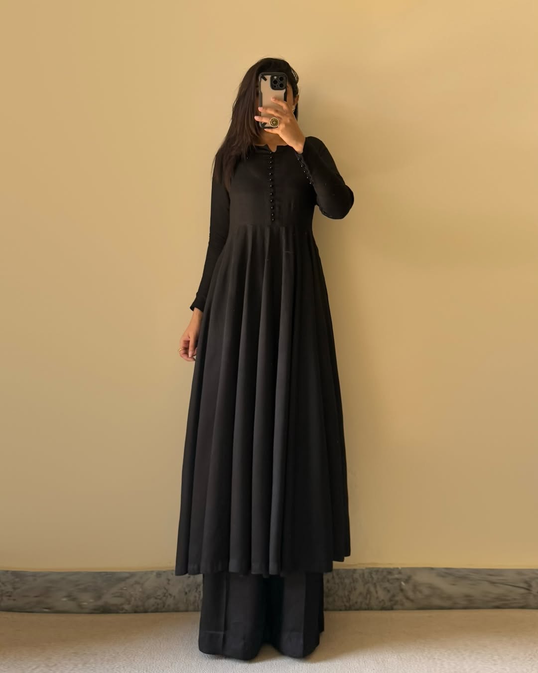Color_Black