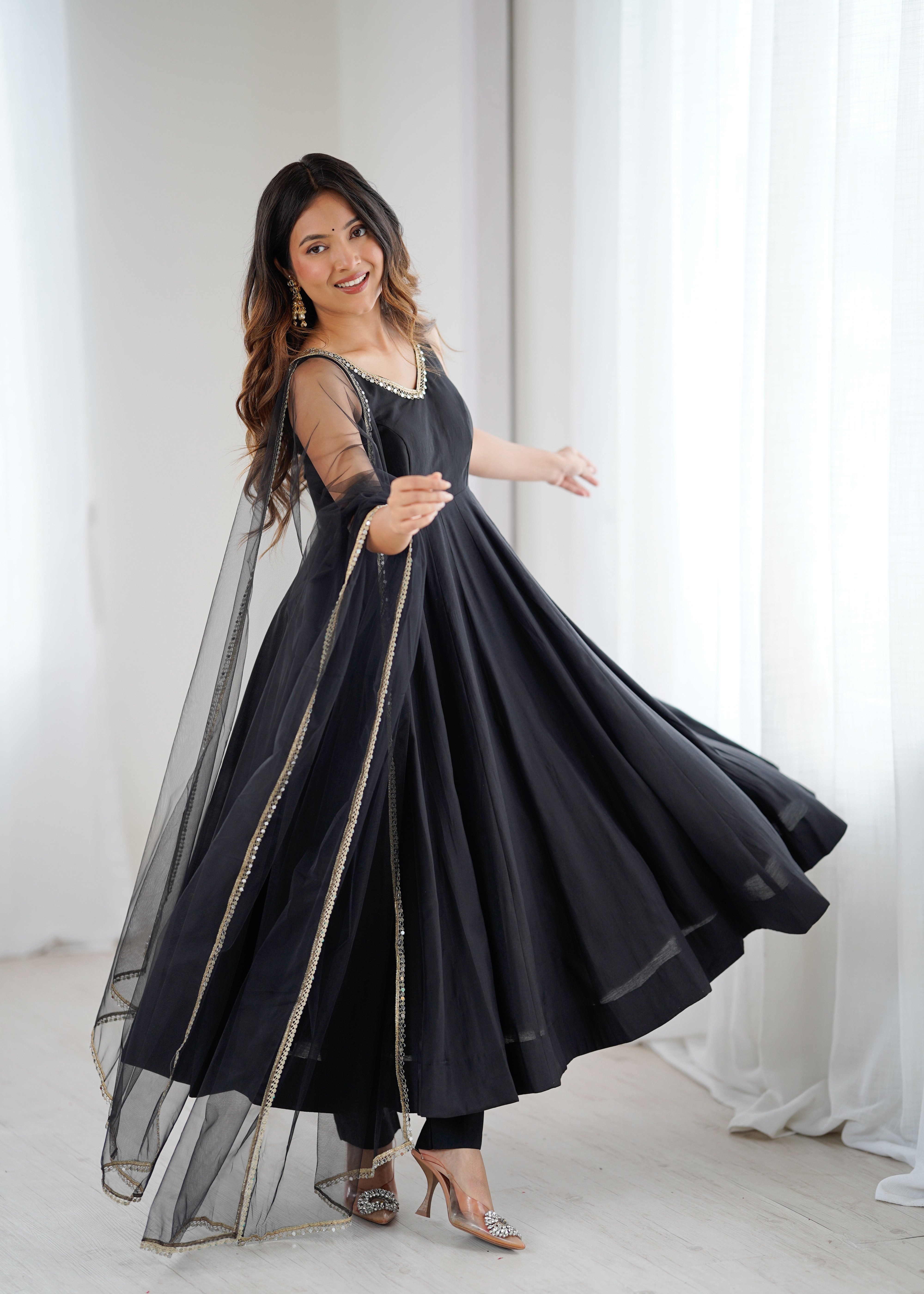Color_Black