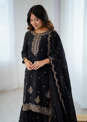Color_Black