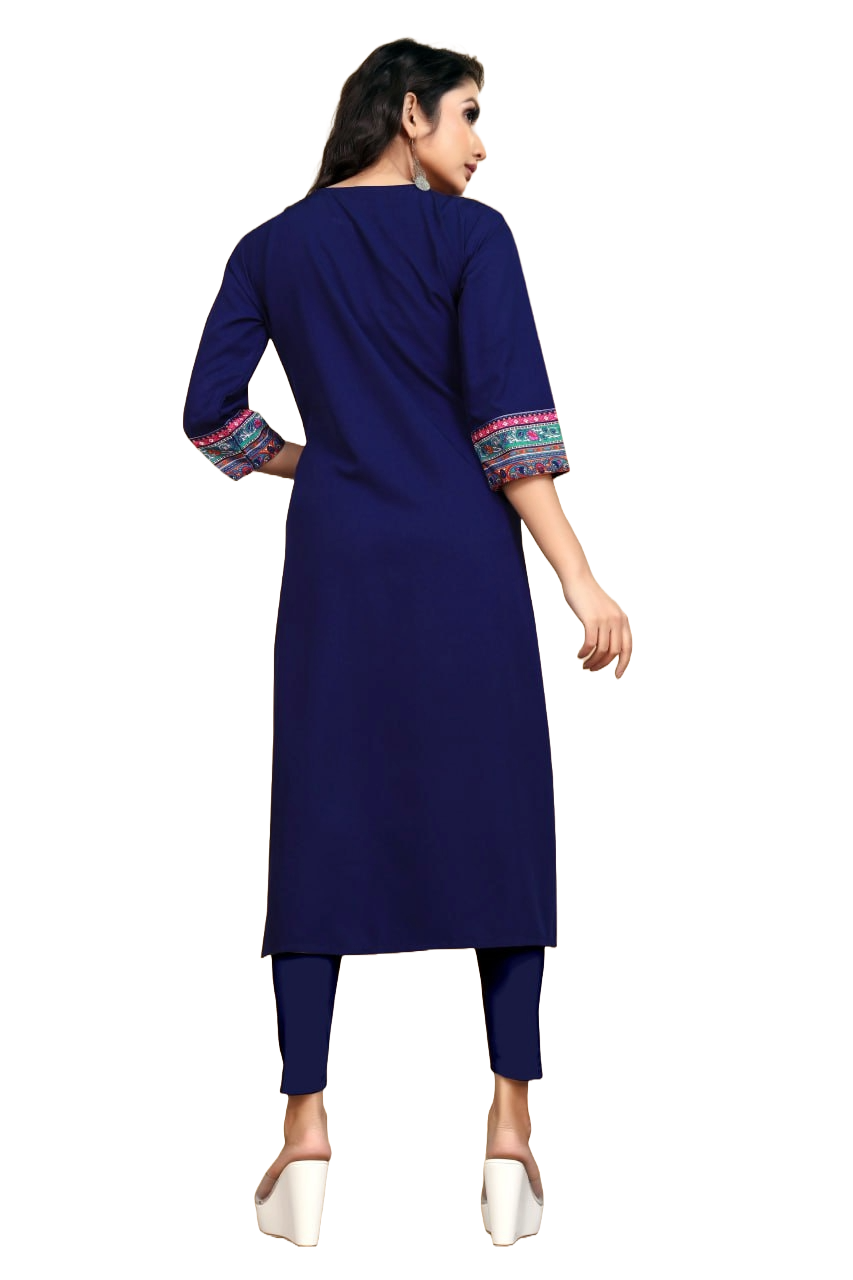 Women's Floral Printed Knee Length Round Neck Crepe Kurti