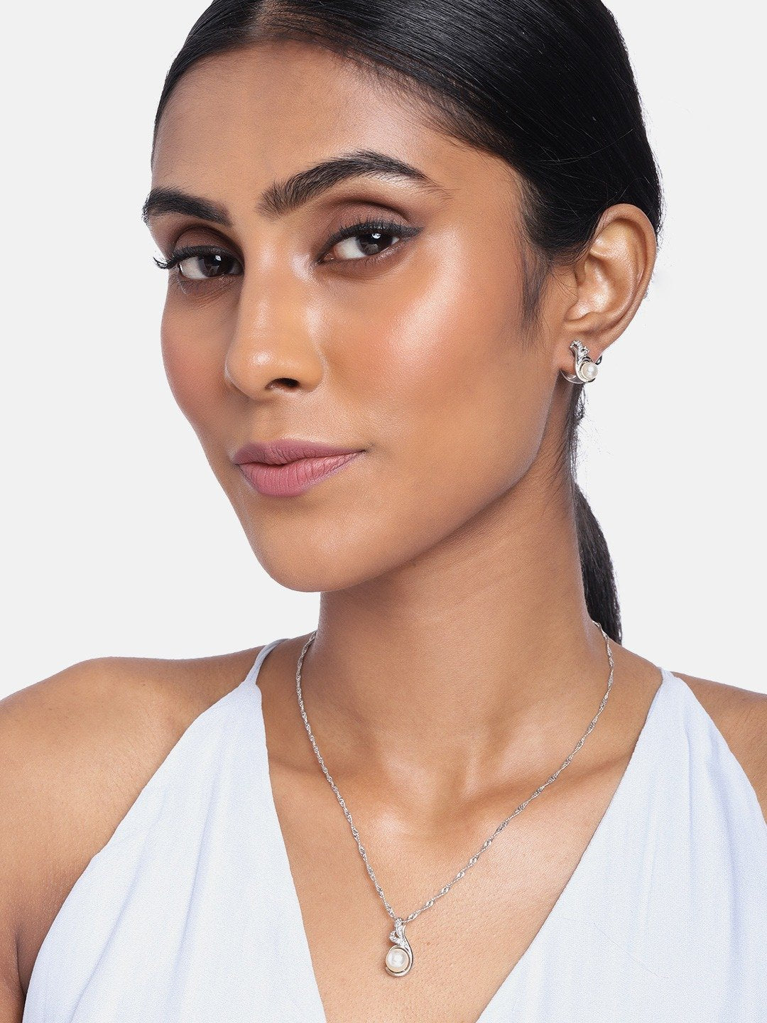 Women's 18k Rhodium Plated Pearl & Cubic Zirconia Twisted Pendant Necklace Set with Earrings