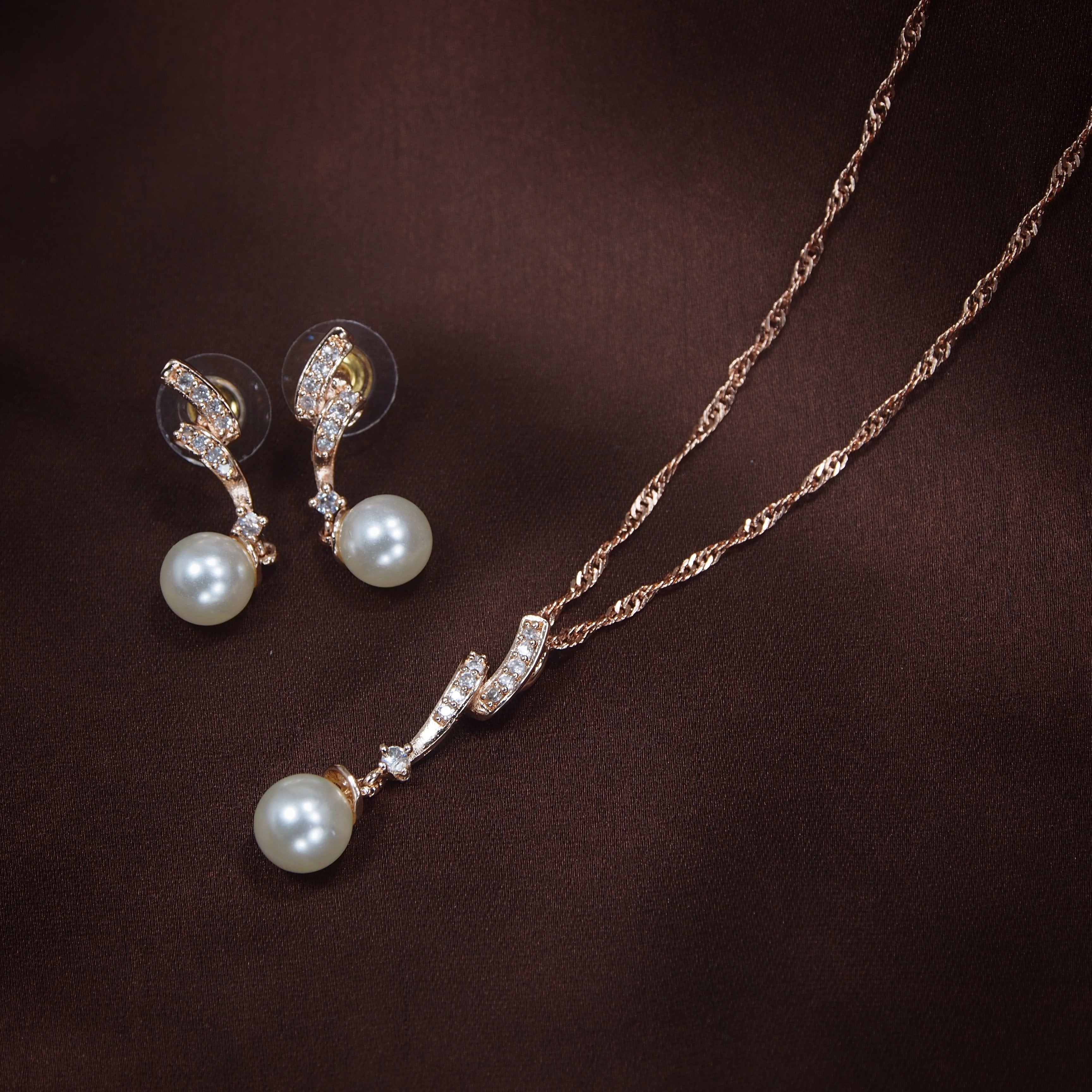 Women's 18k Rose Gold Plated Pearl & Cubic Zirconia Twisted Pendant Necklace Set with Earrings