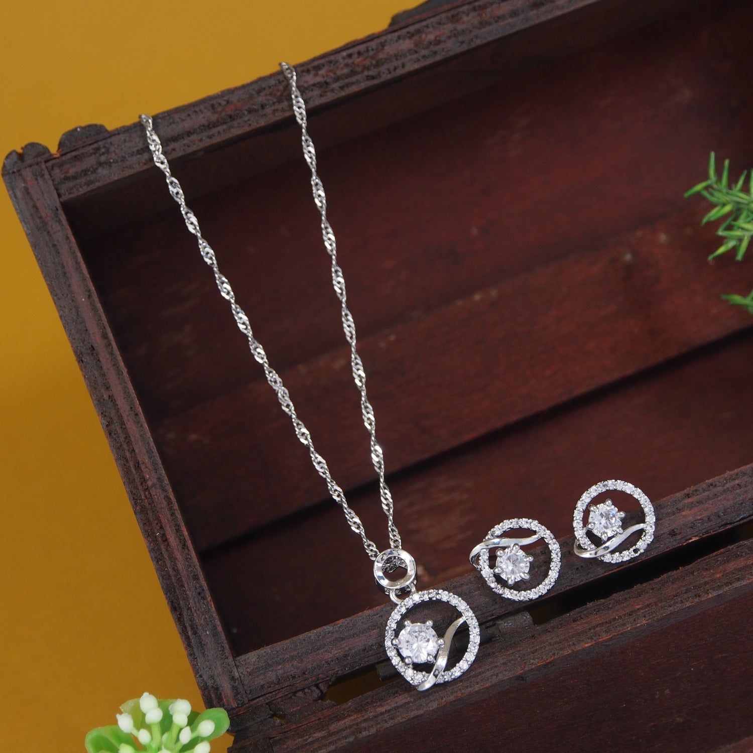 Color_Silver