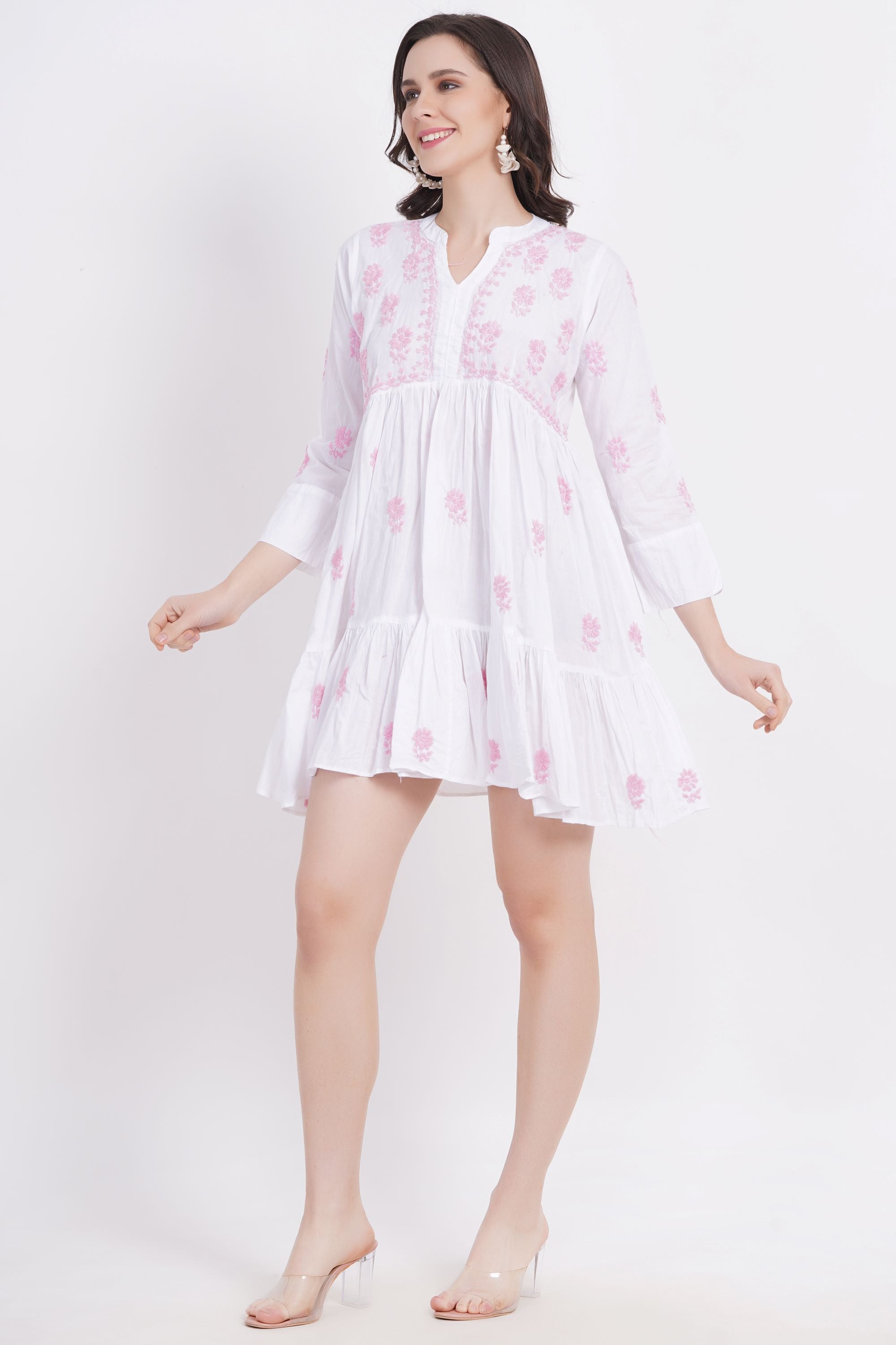 Women's White Chickankari Ghas Pati Paplum Kurti