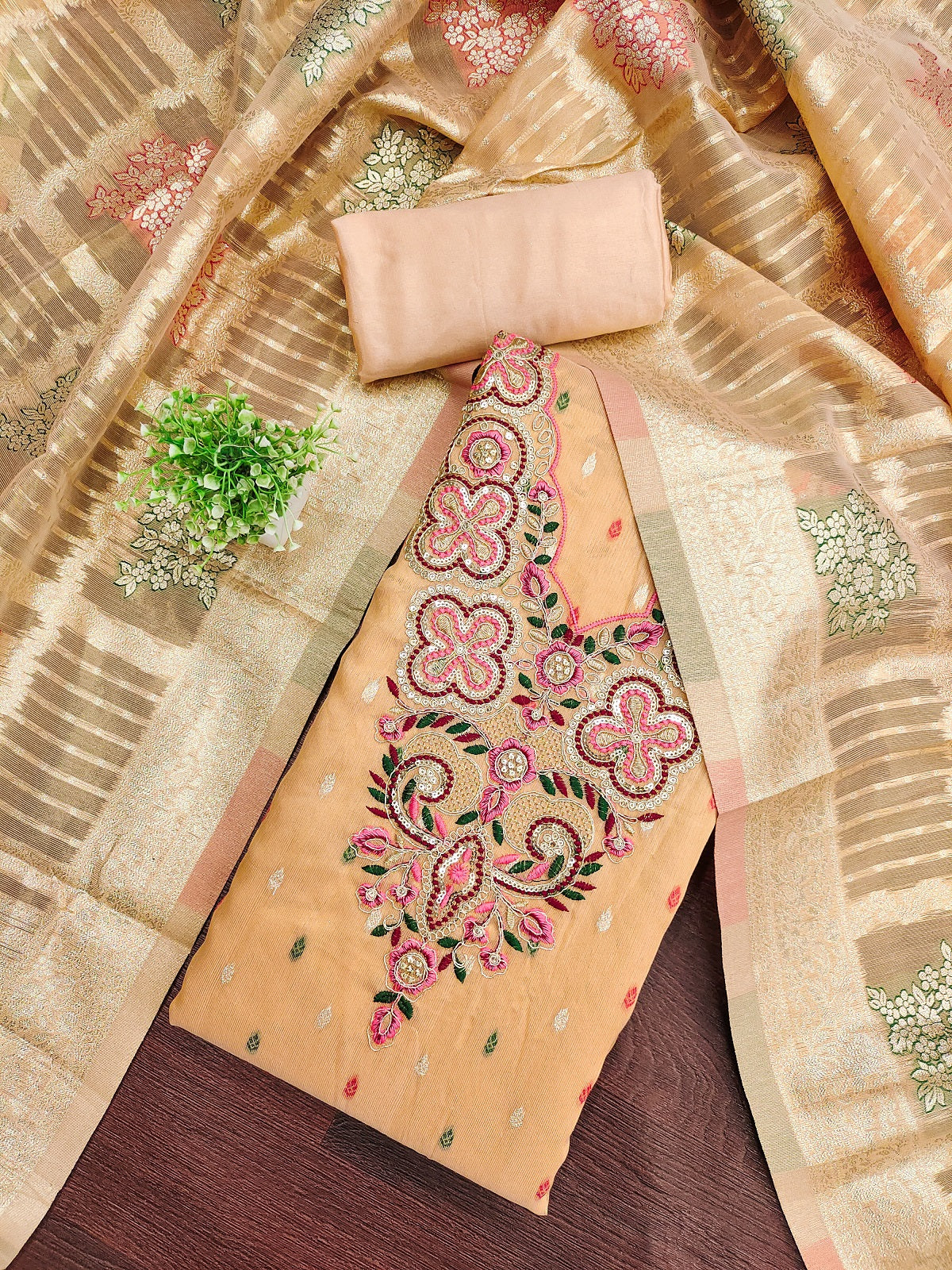 Color_Peach