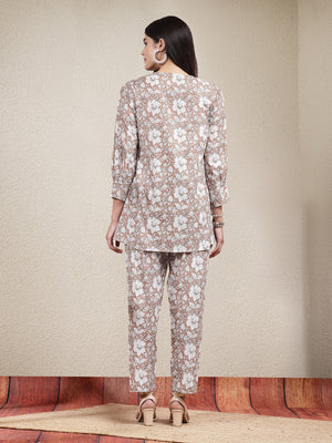 Color_Beige
