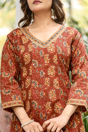 Color_Brown