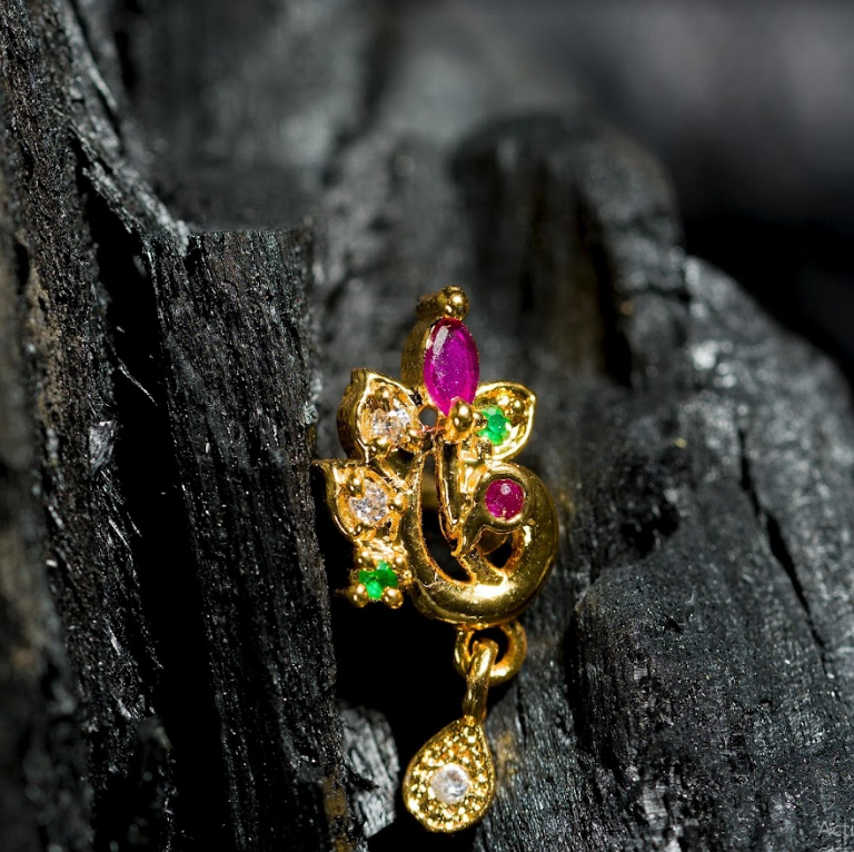 Women's Ganeshji Fancy Tops Gold Plated