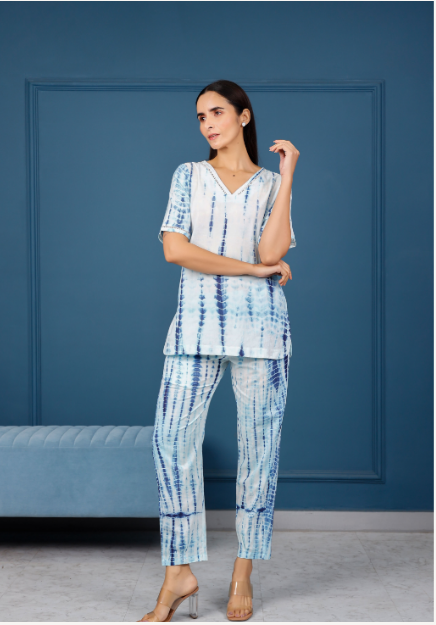 Women's White With Blue Shibhori Hand Printed Top With Pants