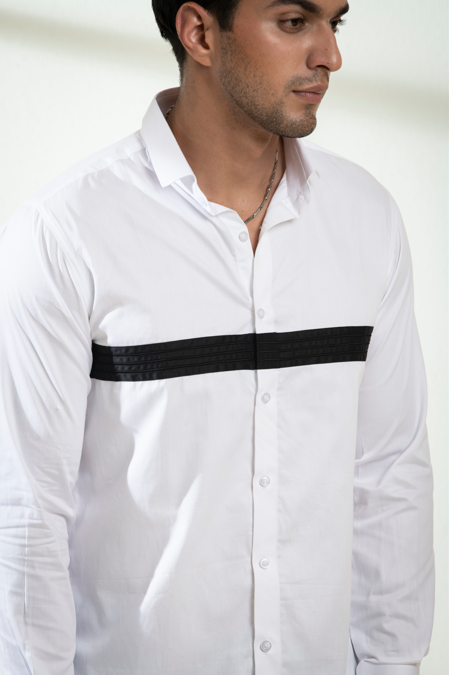 Men's White Color Contrast Full Sleeves Shirt