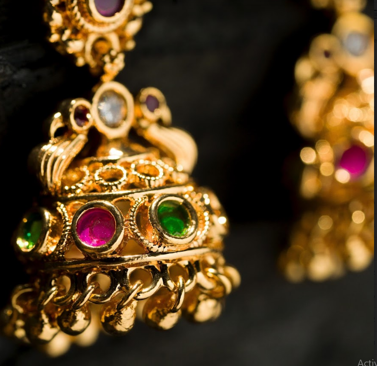 Women's Gold Plated Contemporary Jumki Butalu