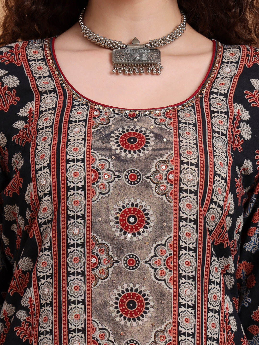 Women's Hand Block Ajrak Print Zardosi Embroidery Kurta