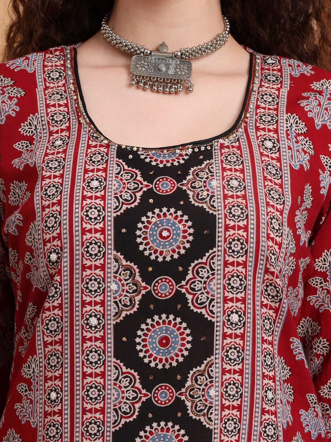 Women's Hand Block Ajrak Print Zardosi Kurta