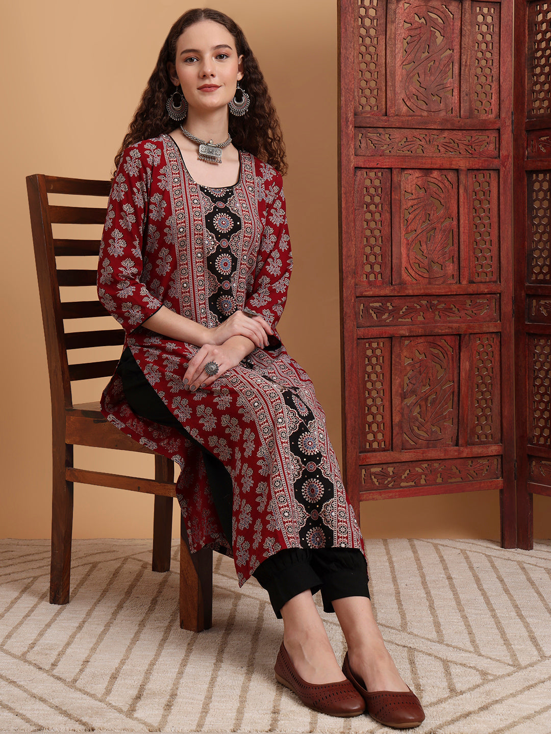 Women's Hand Block Ajrak Print Zardosi Kurta