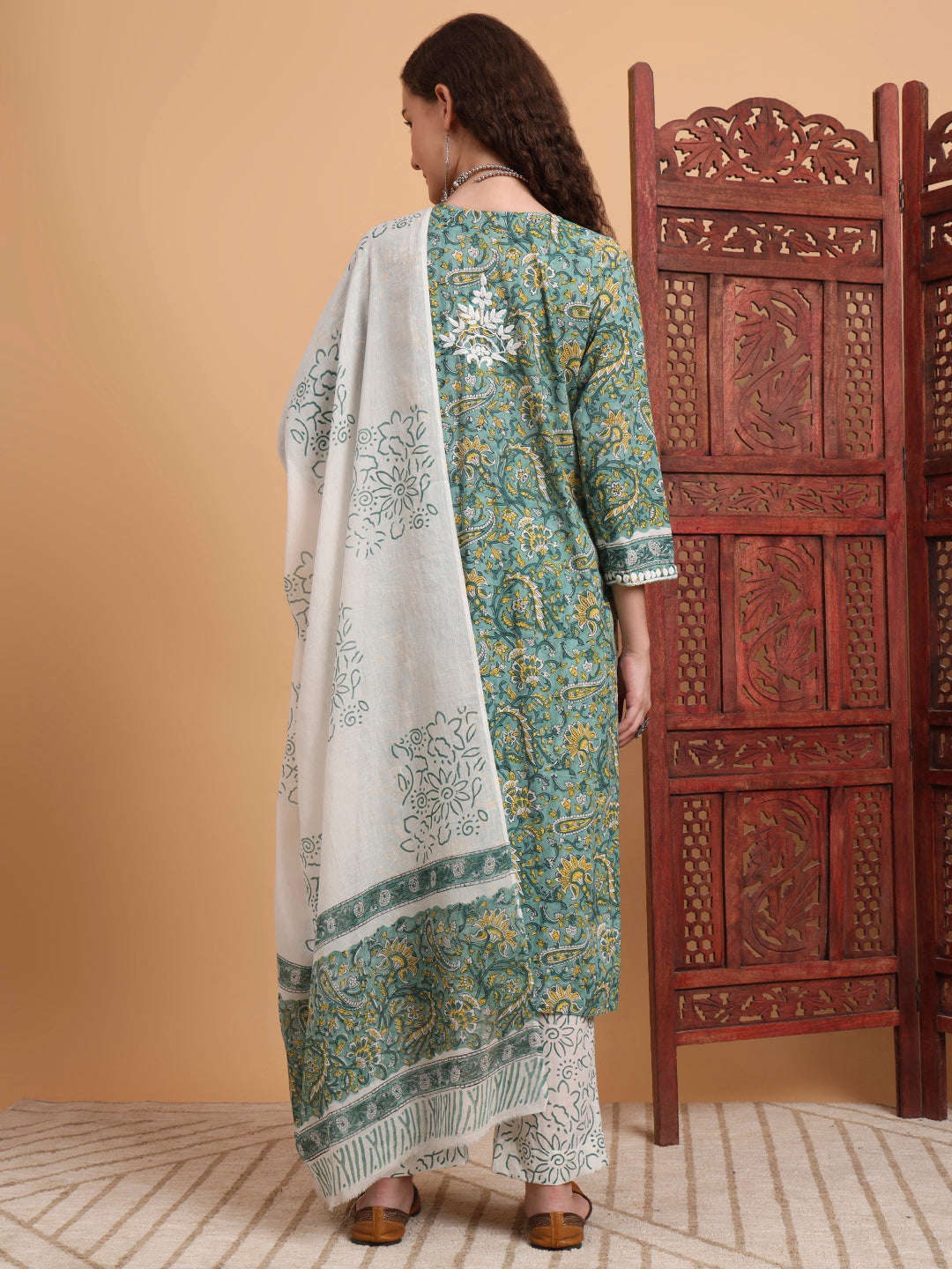Women's Hand Block Green Color Chikankari Kurta Set