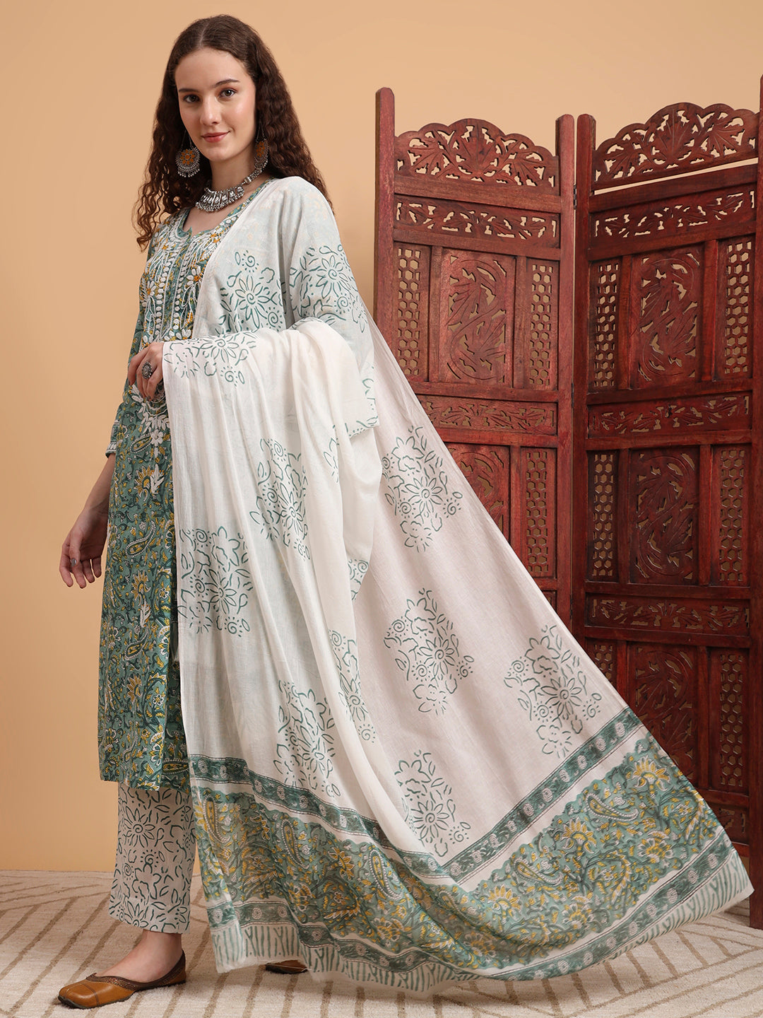 Women's Hand Block Green Color Chikankari Kurta Set