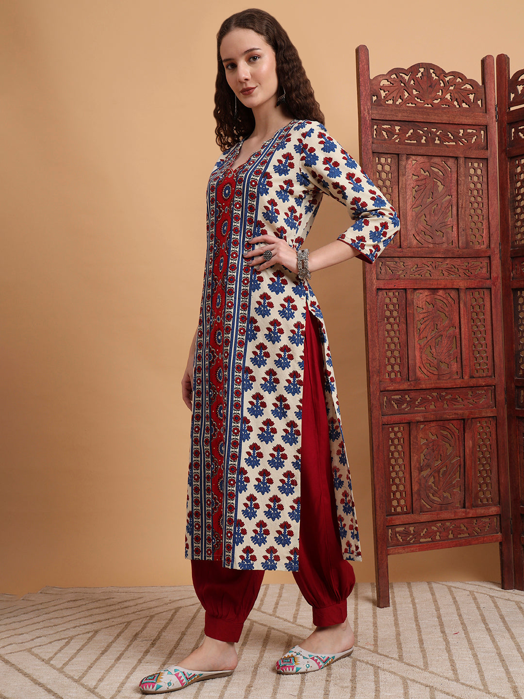 Women's Hand Block Ajrak Prints Zardosi Embroidery Kurta
