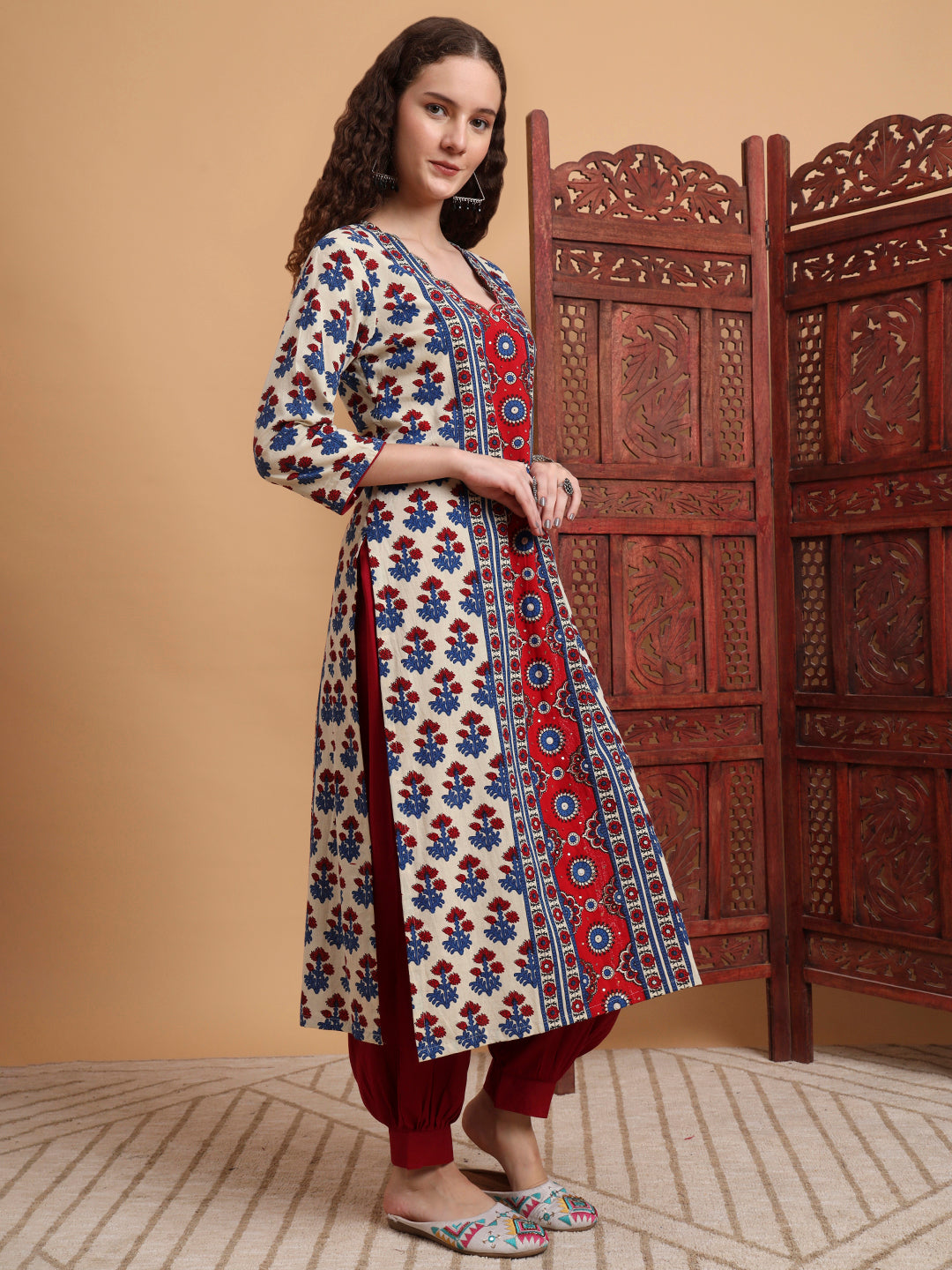 Women's Hand Block Ajrak Prints Zardosi Embroidery Kurta