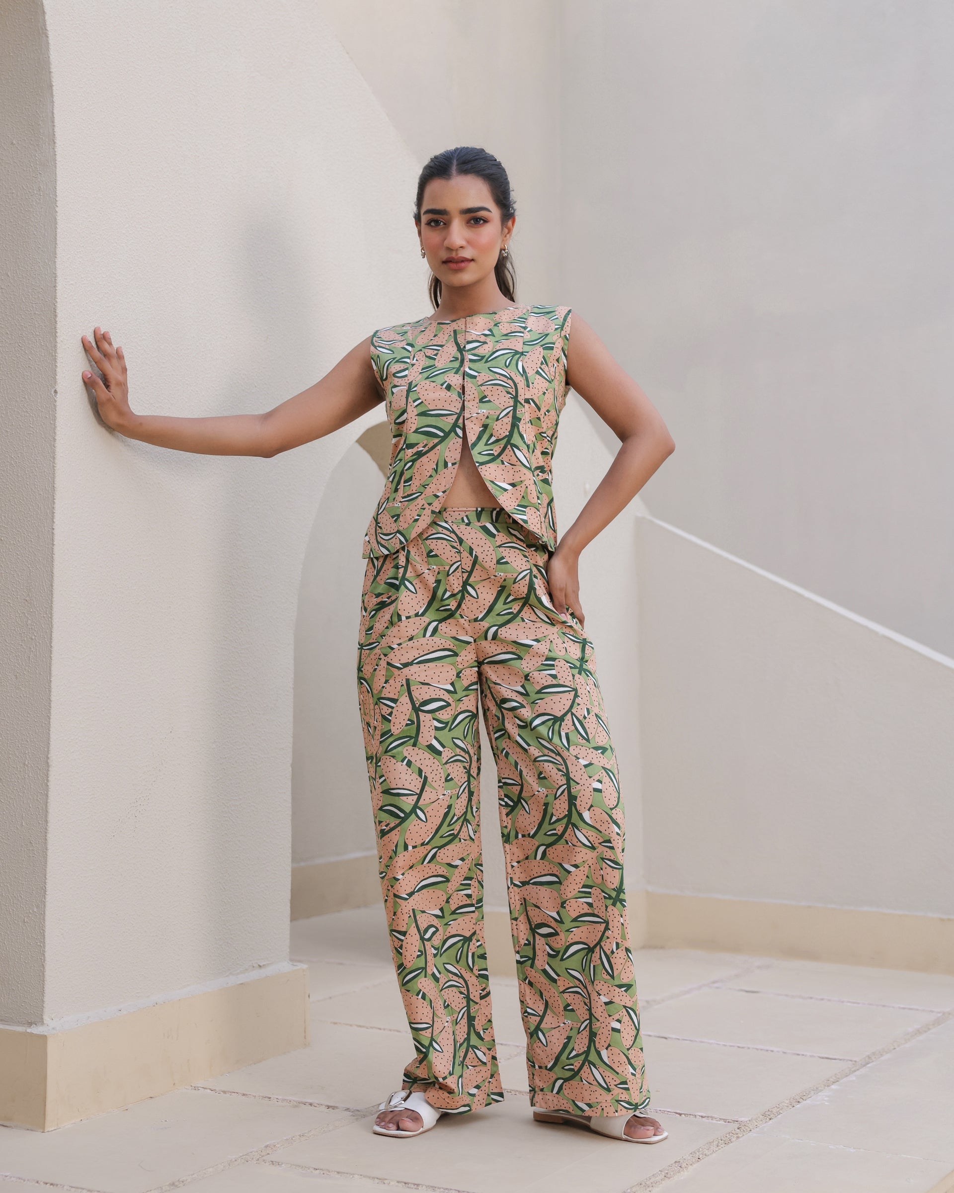 Women's Peach Grove Sleeveless Co-Ord Set