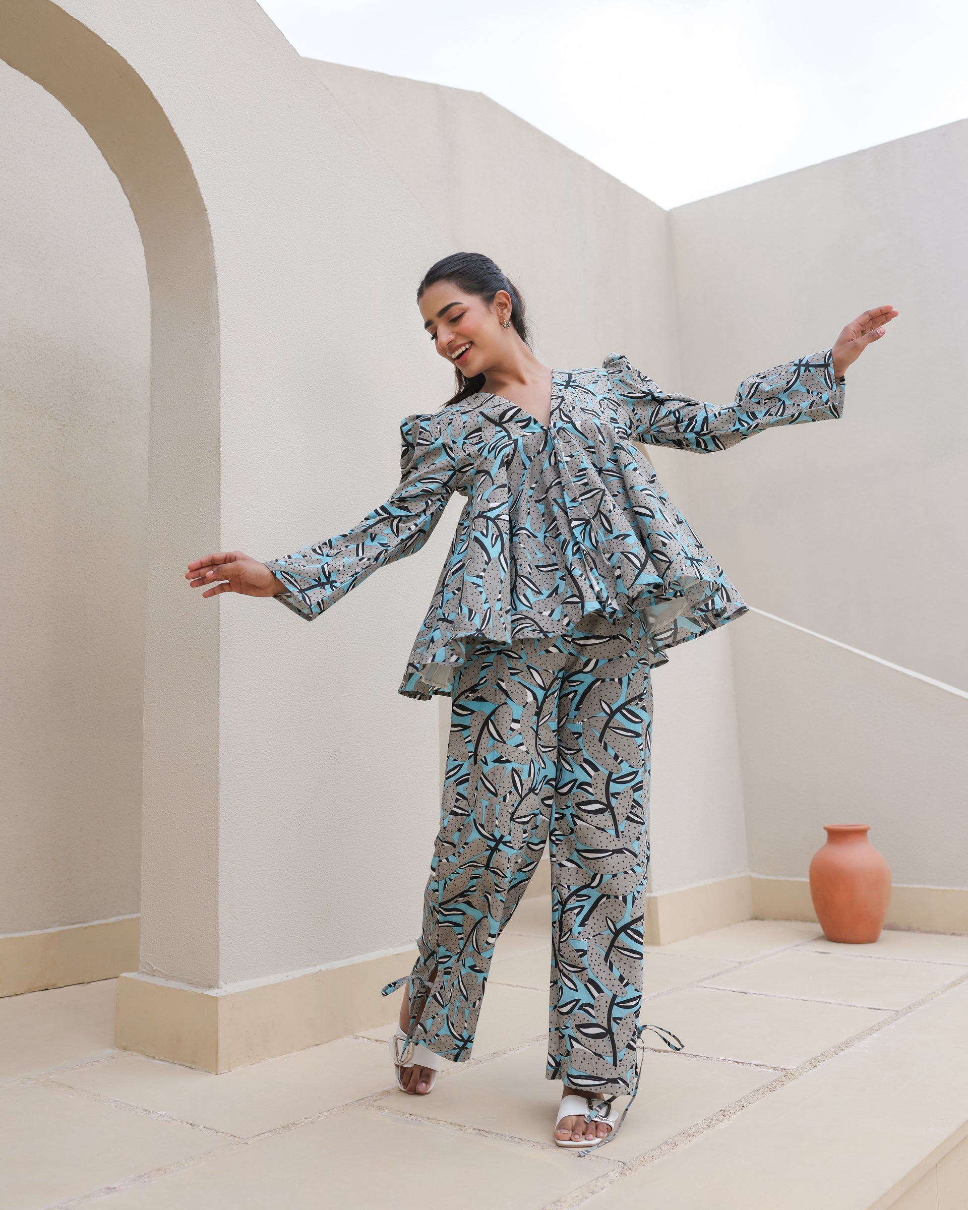 Women's Midnight Tropic Abstract Leaf Flared Co-Ord Set