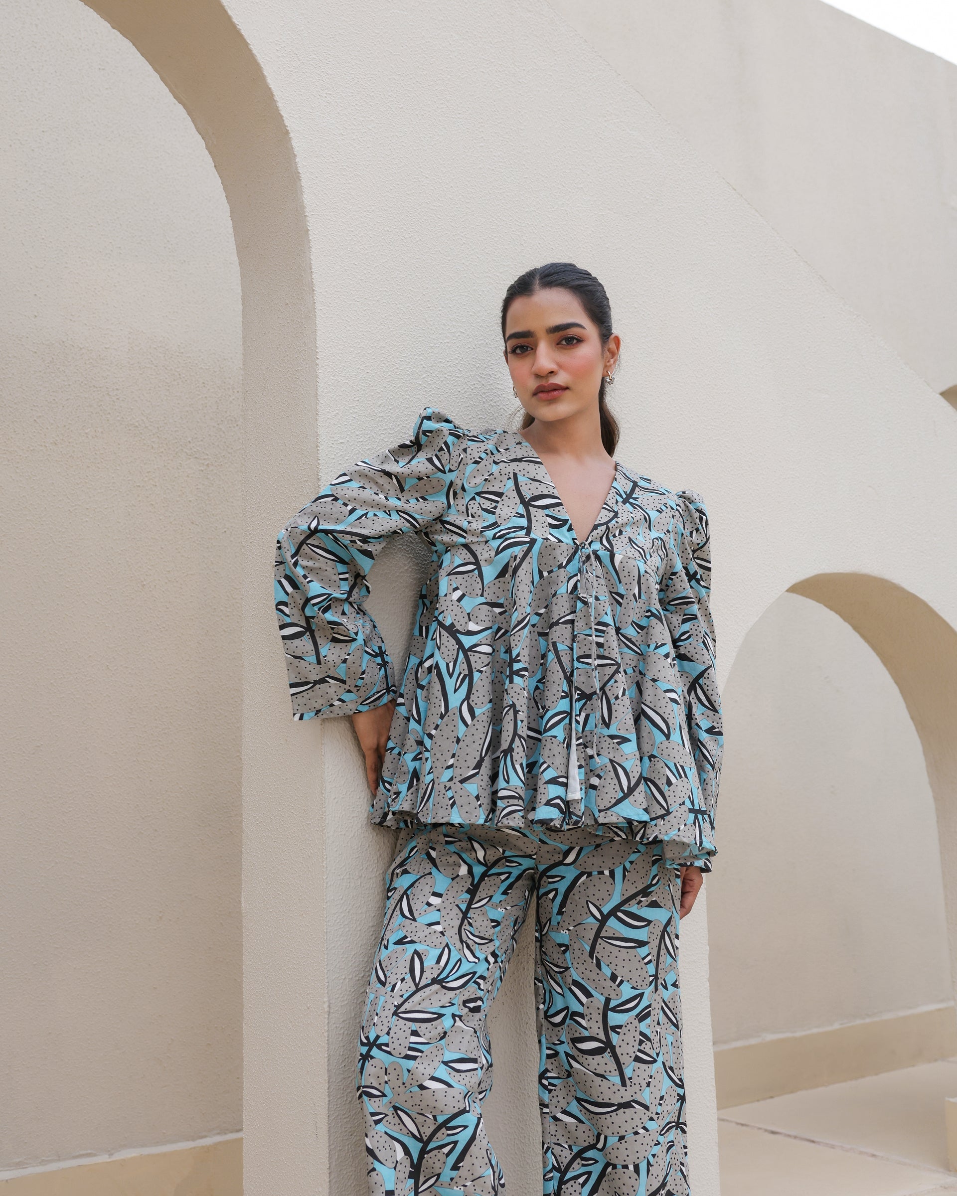 Women's Midnight Tropic Abstract Leaf Flared Co-Ord Set