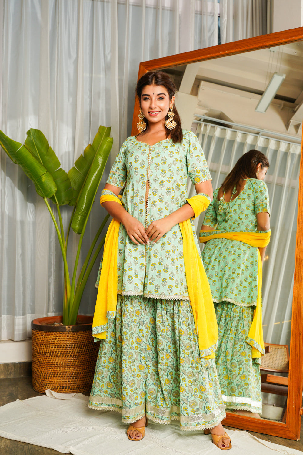Women's Mint Yellow Gotta Lace Sharara Set - (Set Of 3) - Nangalia Ruchira