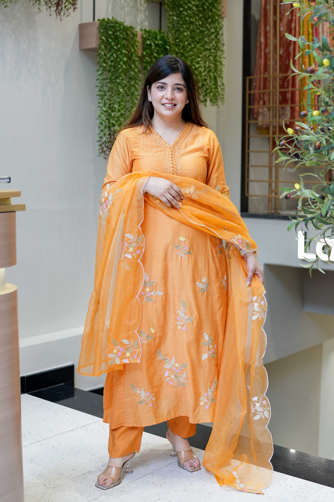Color_Orange