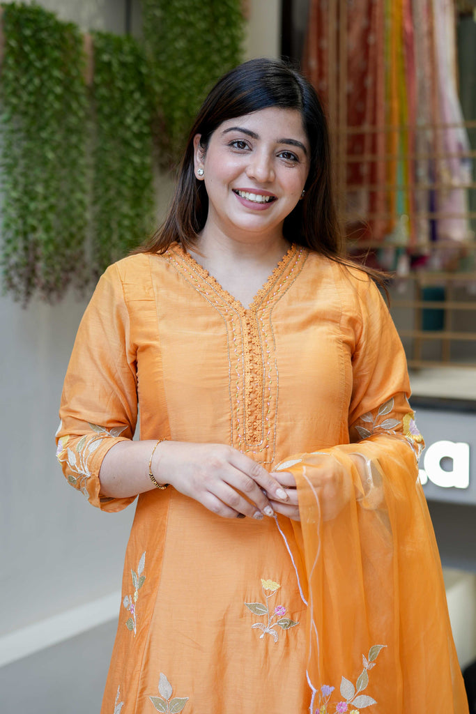 Color_Orange