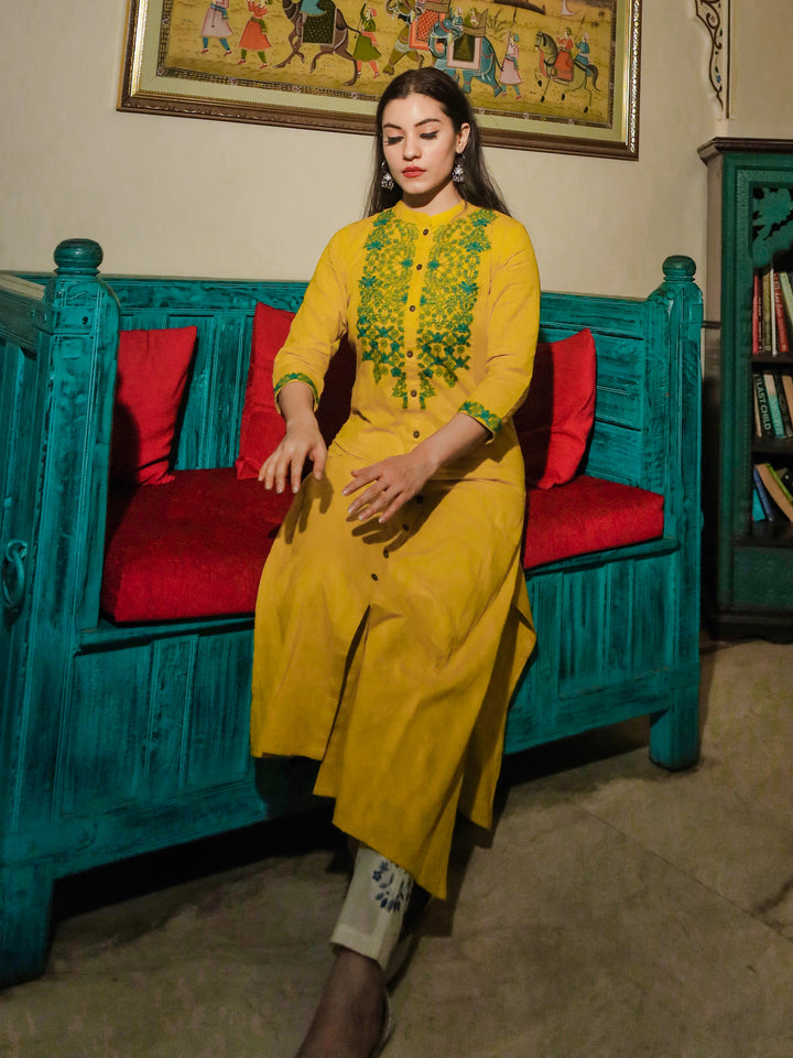 Women's Women's Yellow Regular A-Line Calf Long Kurta