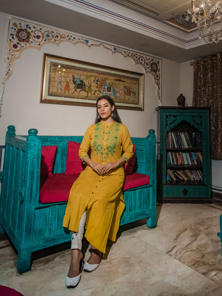 Women's Women's Yellow Regular A-Line Calf Long Kurta